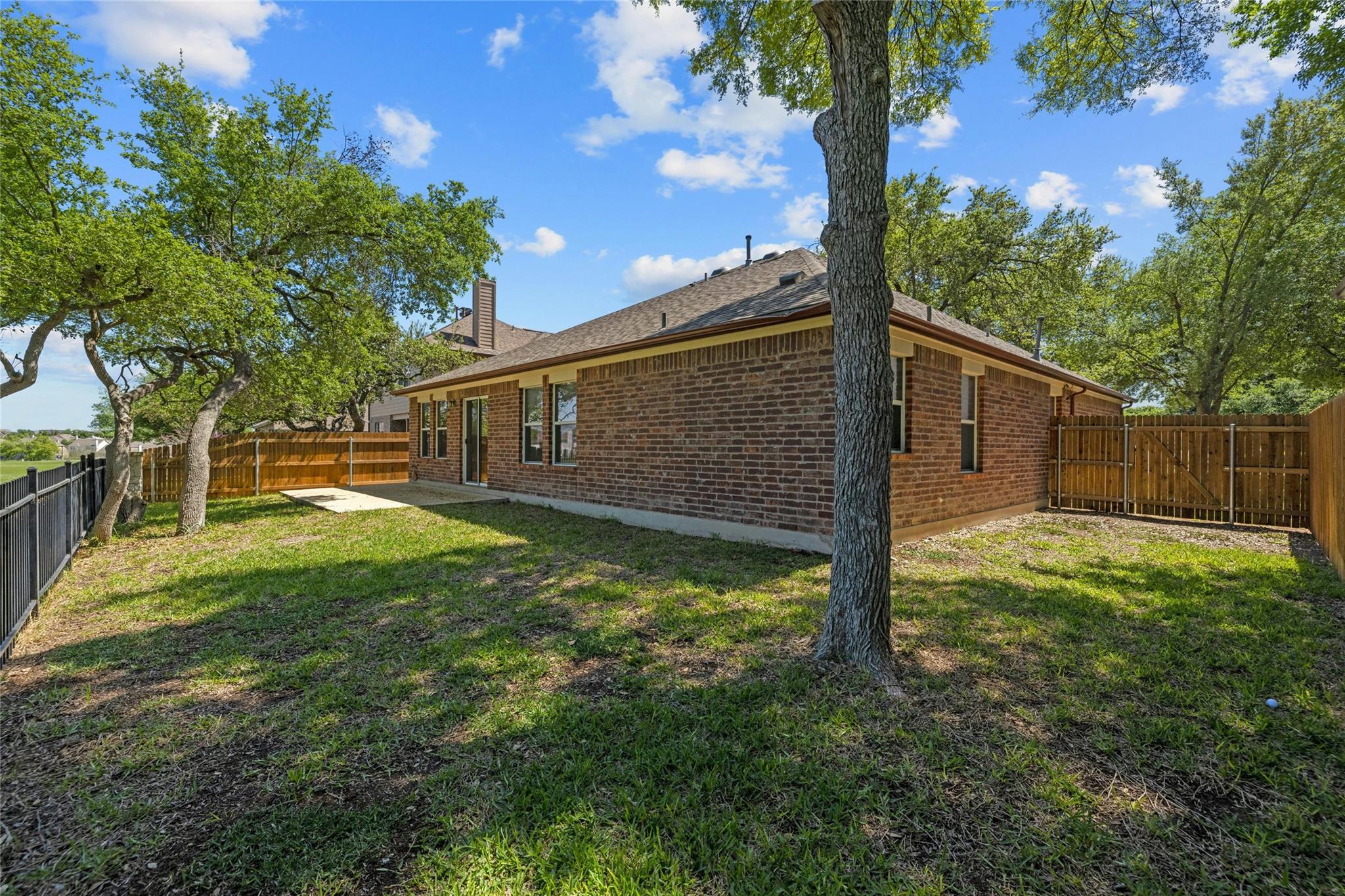 3816 Harvey Penick Dr, Round Rock, TX 78664