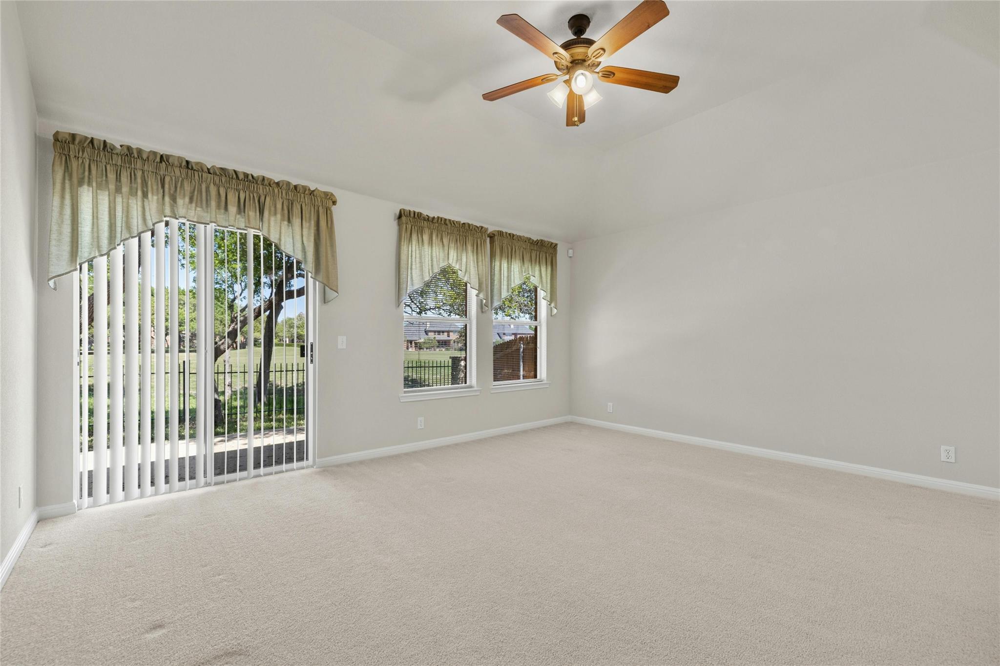 3816 Harvey Penick Dr, Round Rock, TX 78664