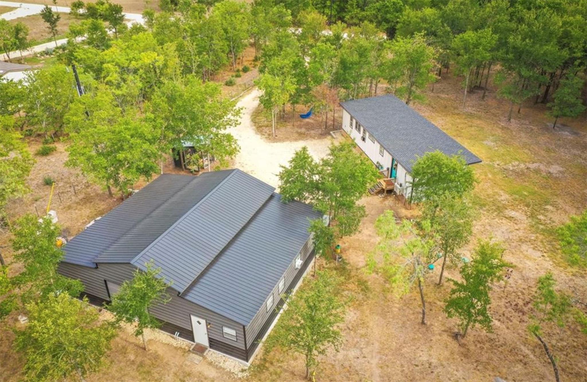 1777 Fox Ln, Lockhart, TX 78644