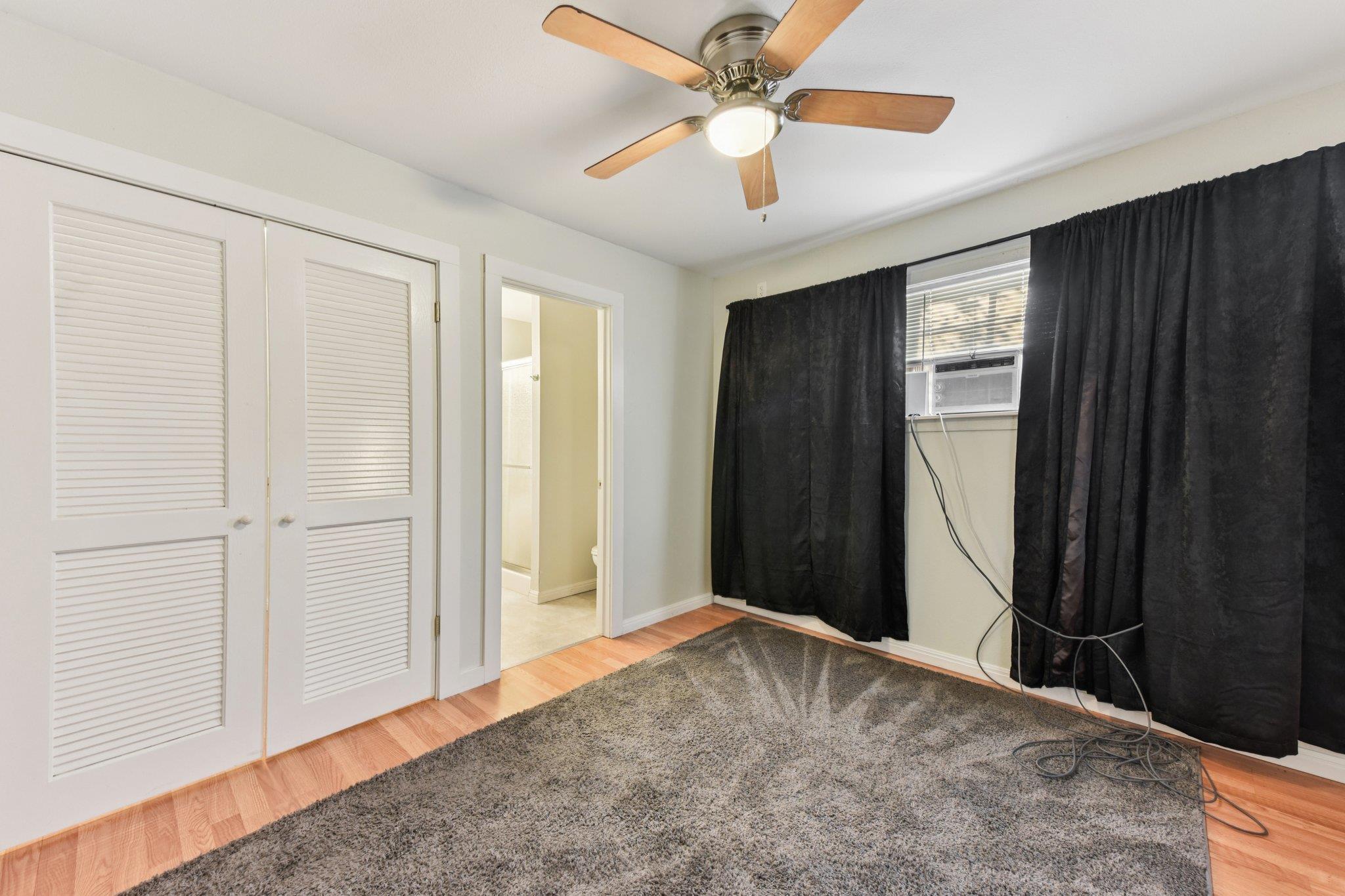 1777 Fox Ln, Lockhart, TX 78644