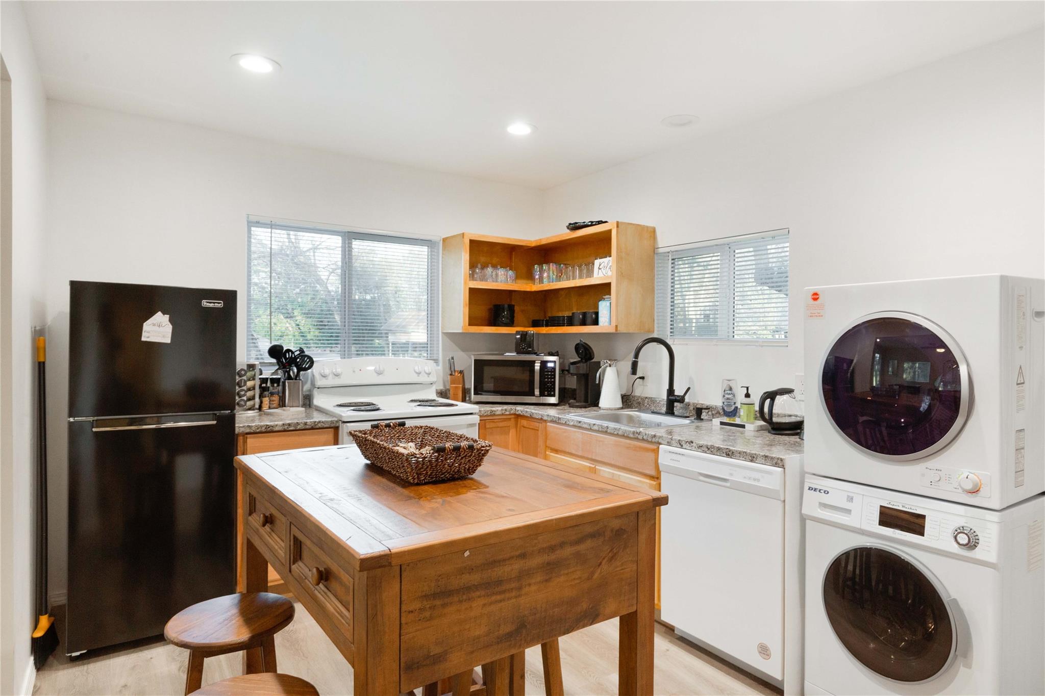 16211 Monks Mountain Dr, Austin, TX 78734