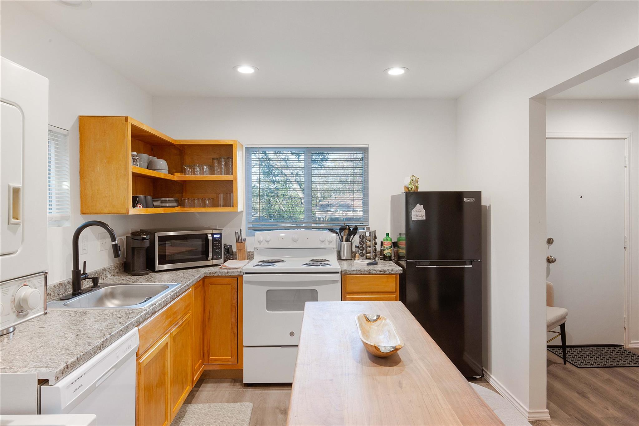 16211 Monks Mountain Dr, Austin, TX 78734