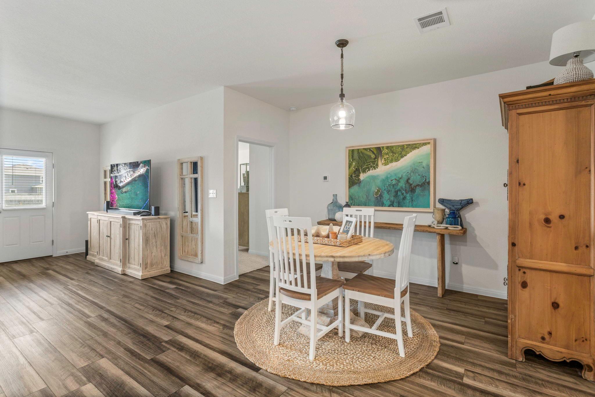 121 Rubrum Rd, Kyle, TX 78640