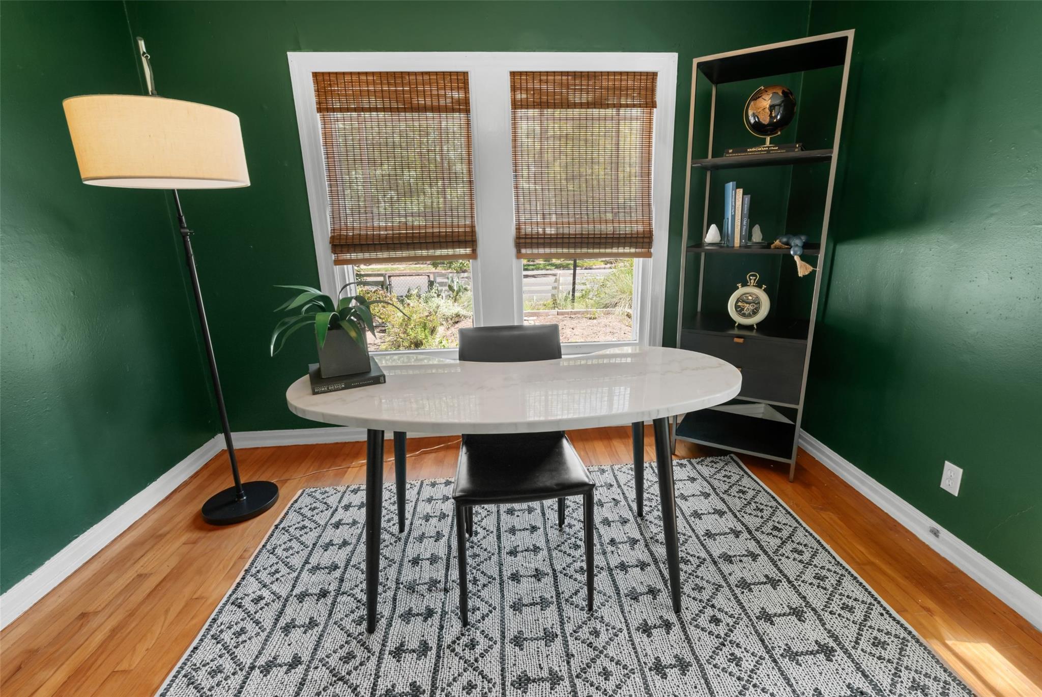 2108 Rountree Dr, Austin, TX 78722