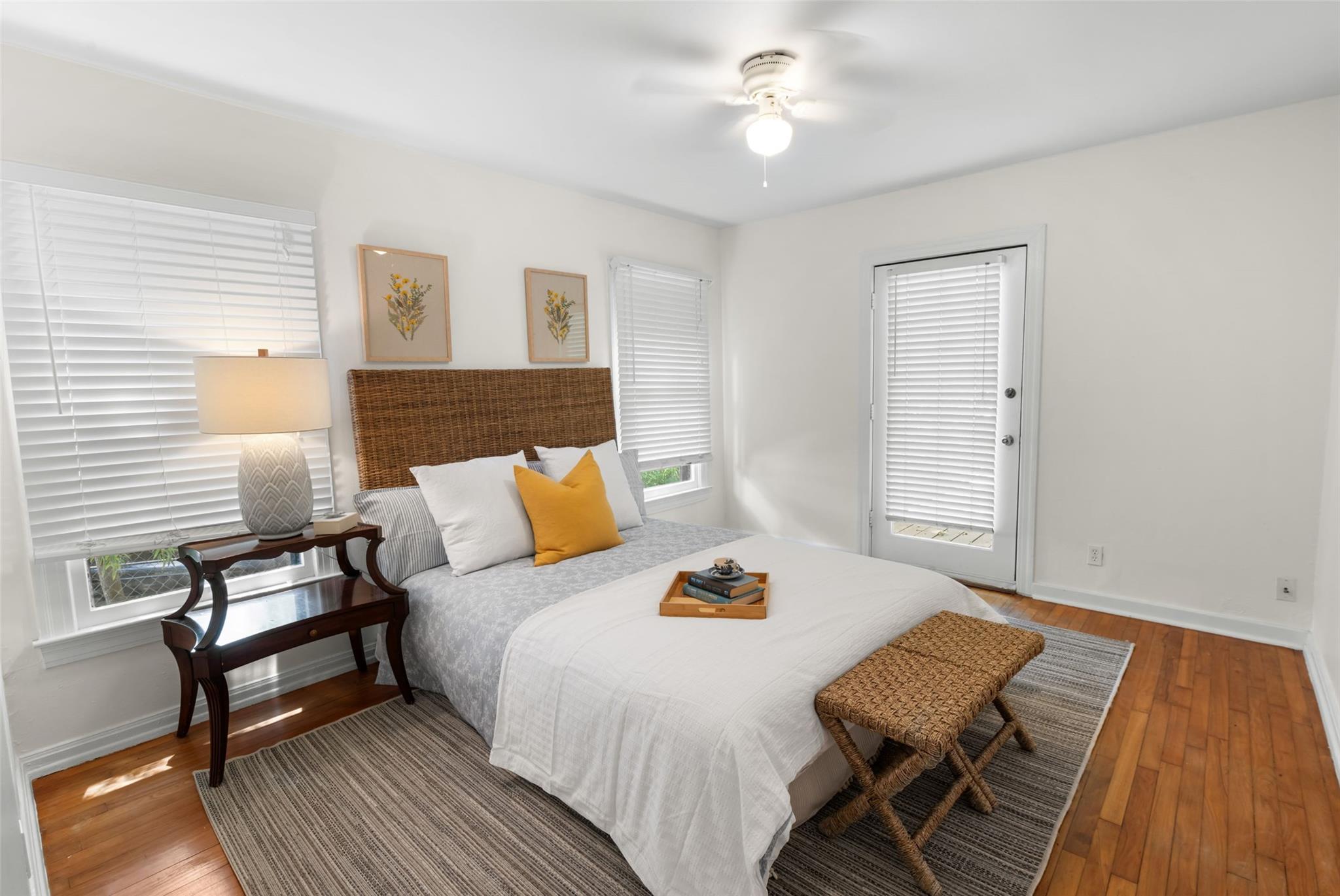 2108 Rountree Dr, Austin, TX 78722