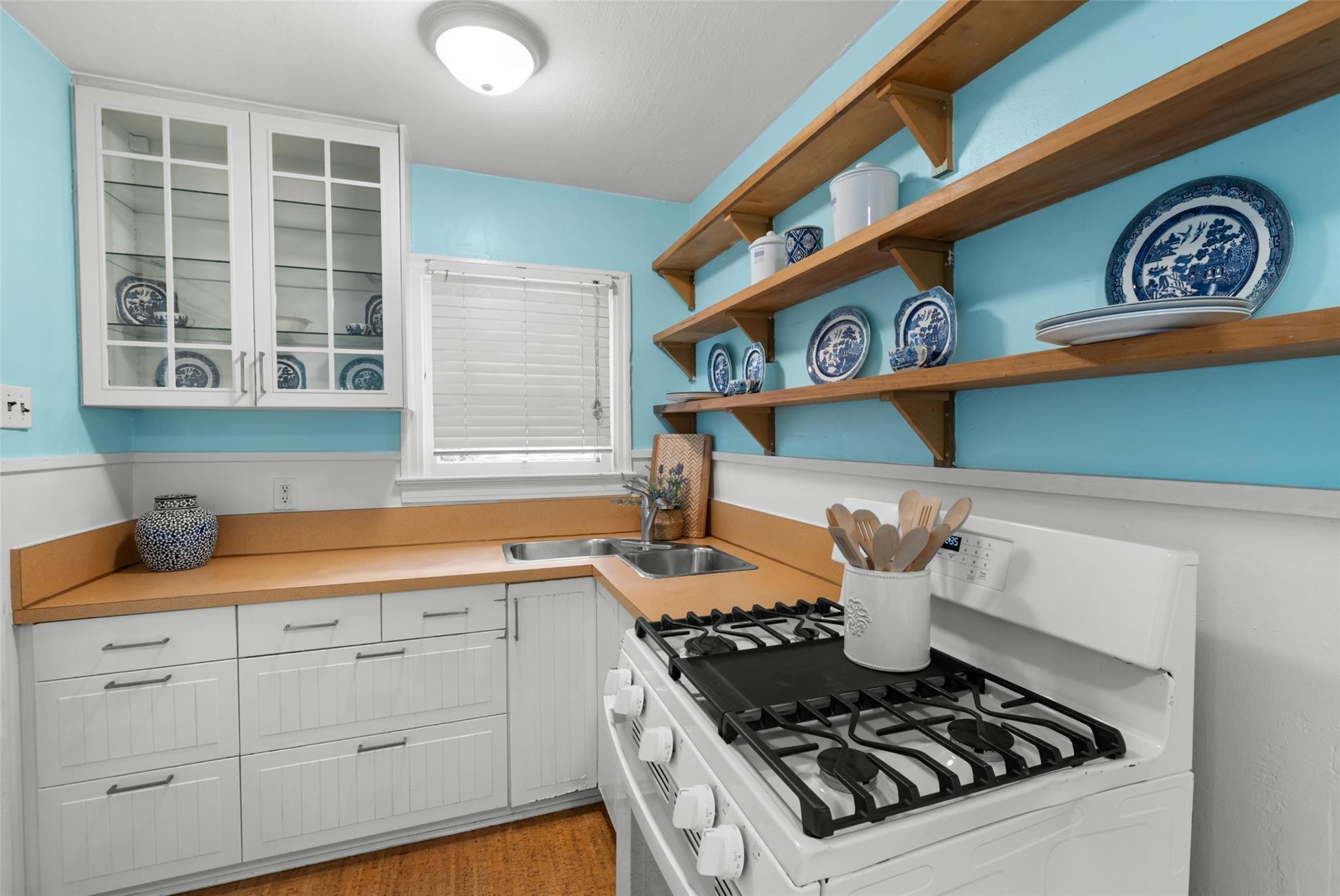 2108 Rountree Dr, Austin, TX 78722