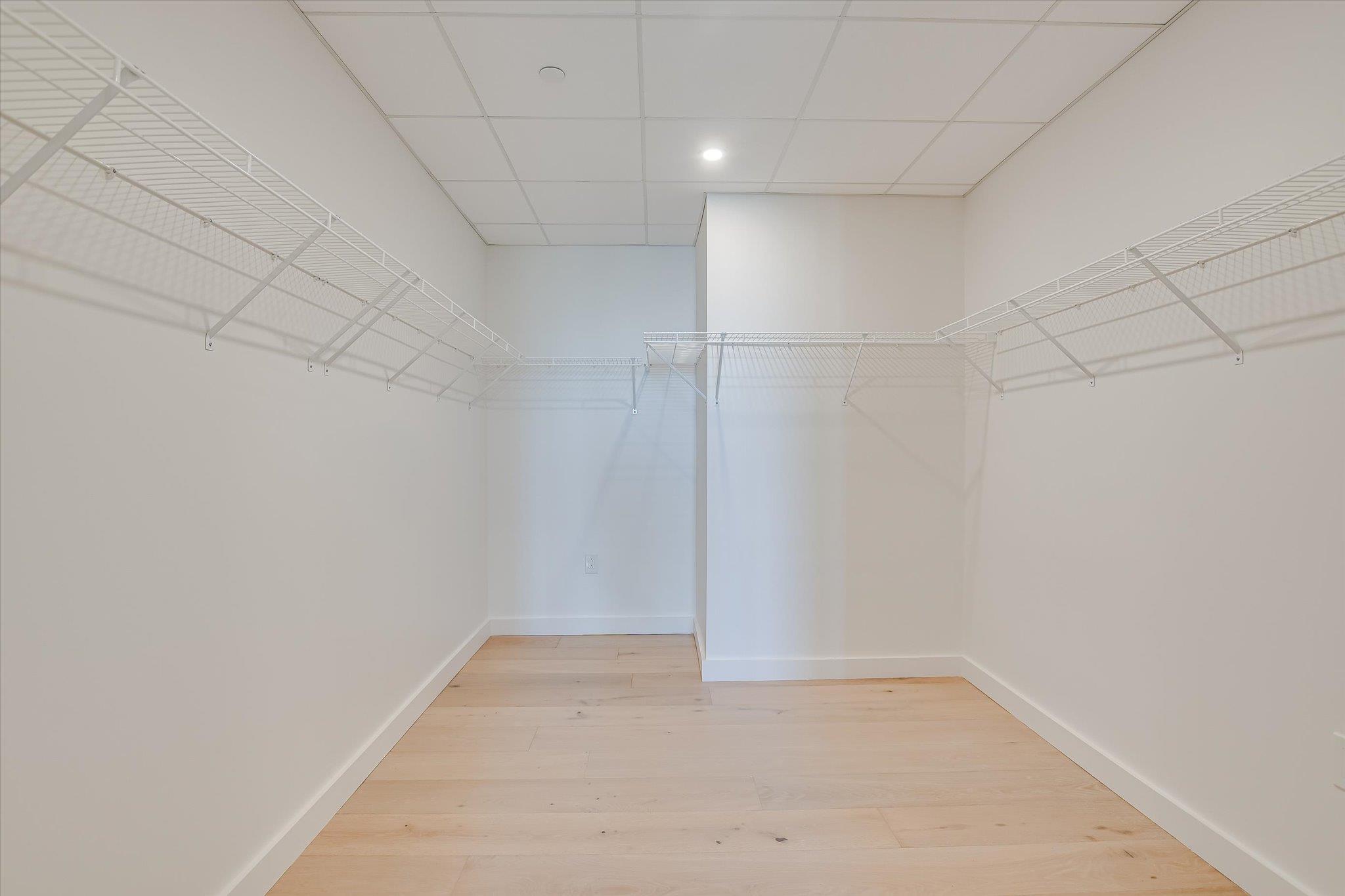 610 Davis St # 4304, Austin, TX 78701