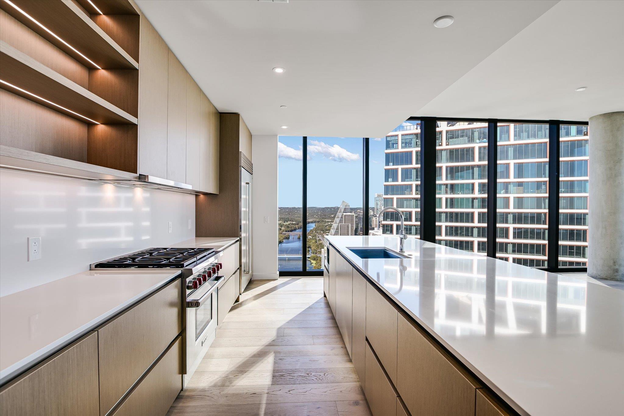 610 Davis St # 4304, Austin, TX 78701