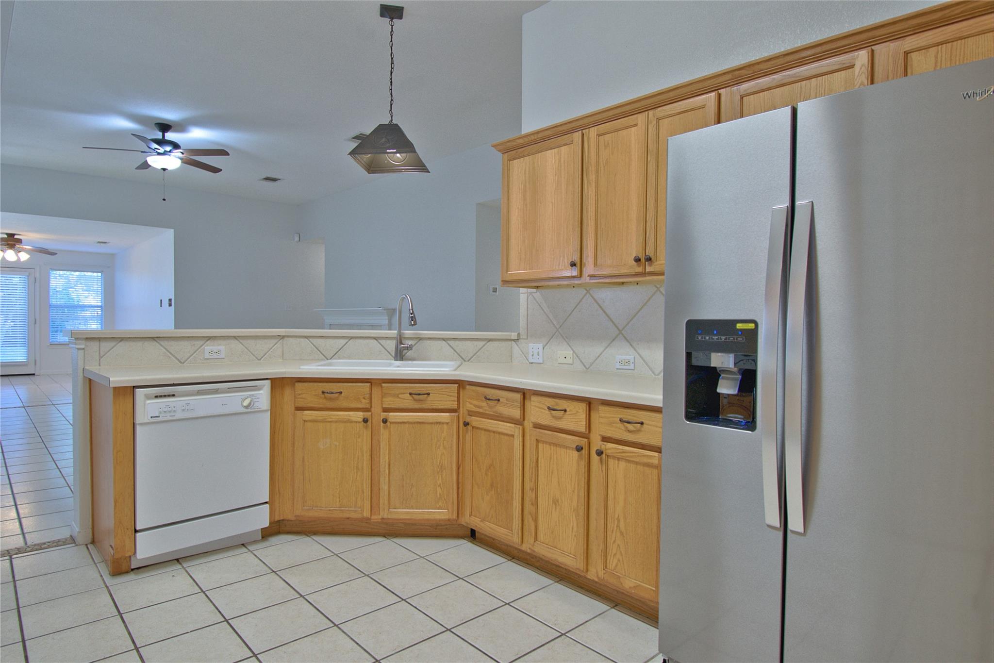 120 Greenside Ln, Georgetown, TX 78633