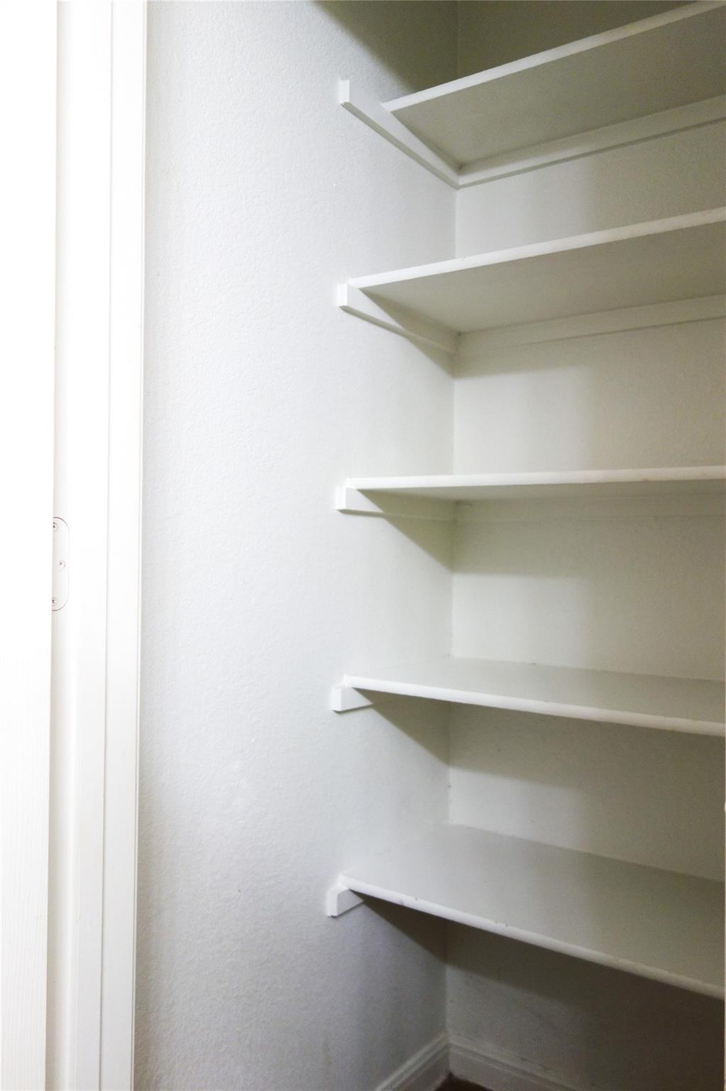 108 Lavaca Loop, Hutto, TX 78634