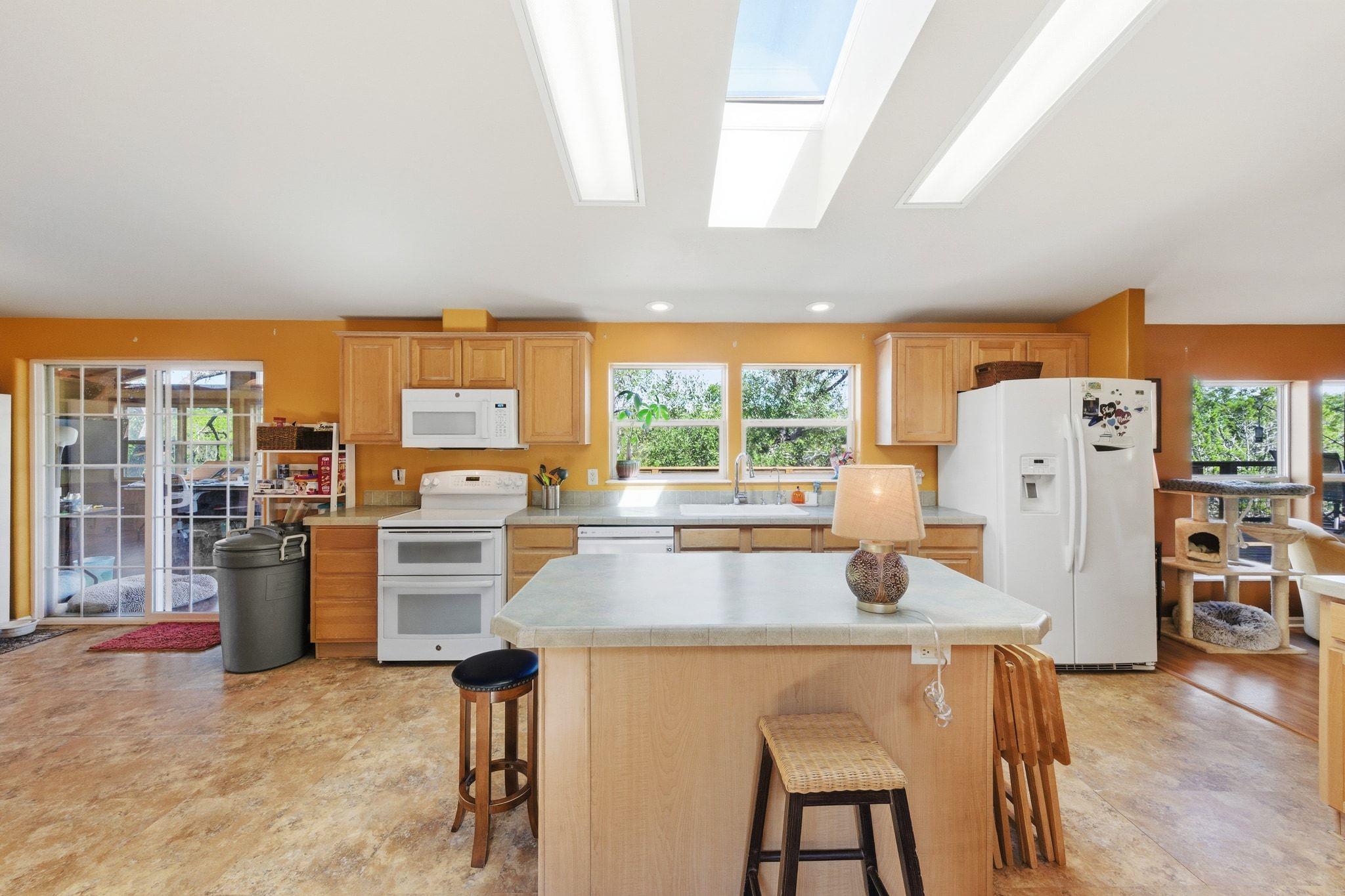 120 Cedar Bend Rd, Wimberley, TX 78676