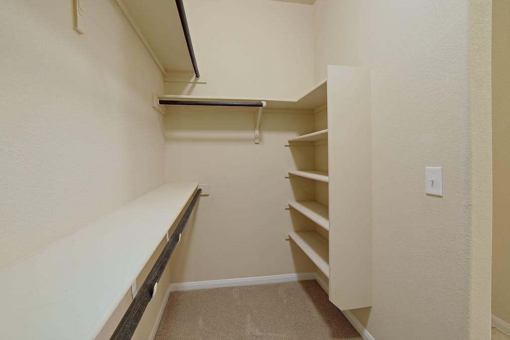 2880 Donnell Dr # 202, Round Rock, TX 78664