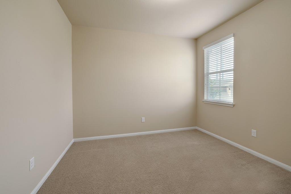 2880 Donnell Dr # 202, Round Rock, TX 78664