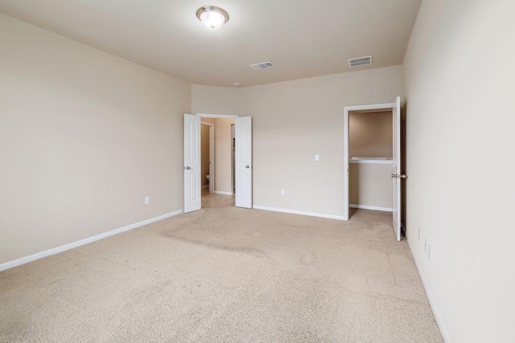 2880 Donnell Dr # 202, Round Rock, TX 78664