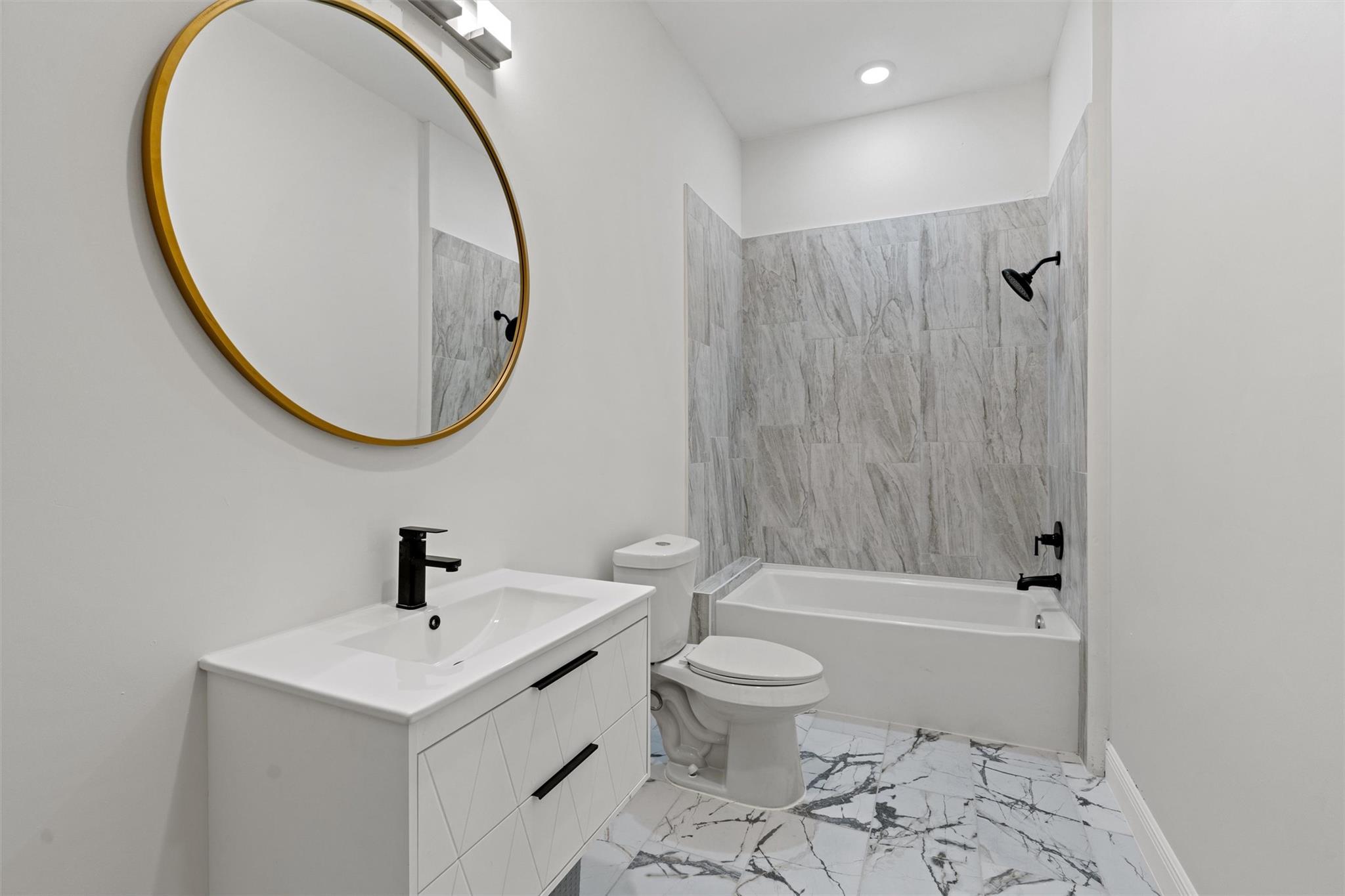 265 Maple Leaf Trl, Elgin, TX 78621