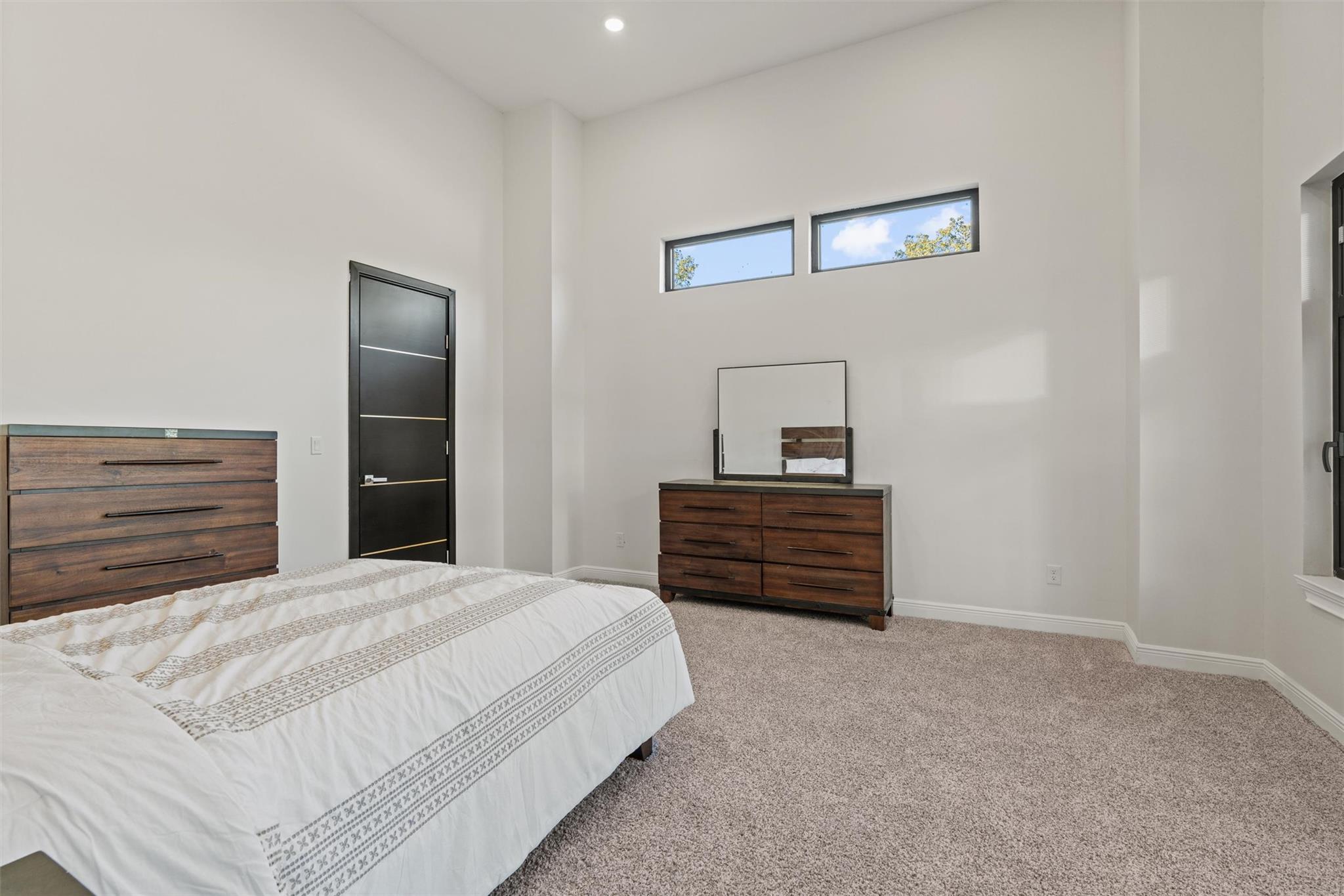 265 Maple Leaf Trl, Elgin, TX 78621