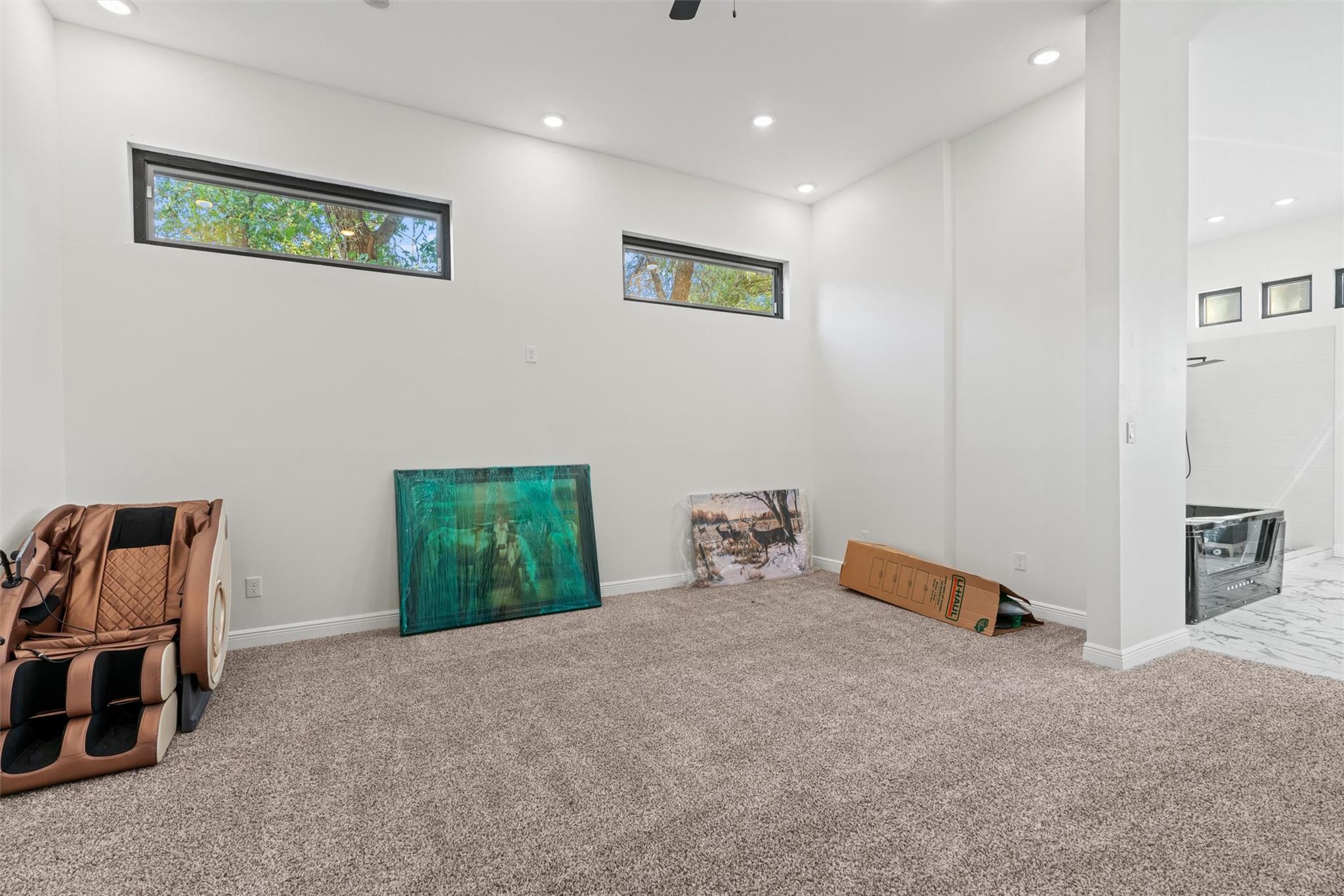 265 Maple Leaf Trl, Elgin, TX 78621