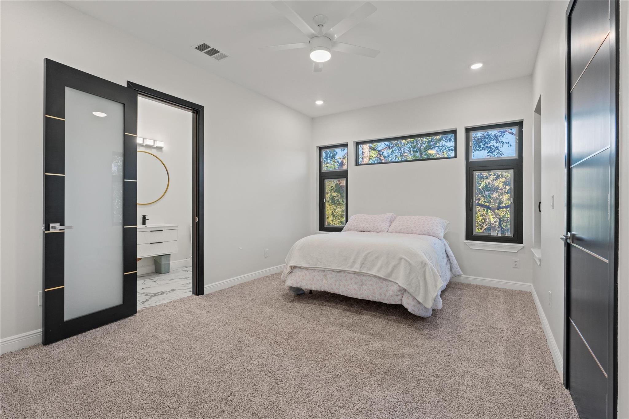 265 Maple Leaf Trl, Elgin, TX 78621