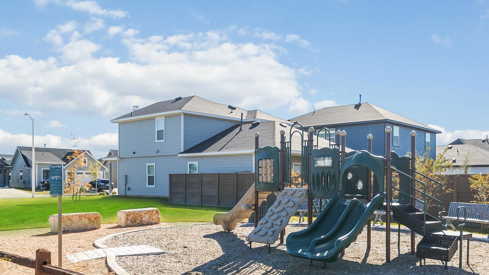 441 Sandringham Loop, Uhland, TX 78640