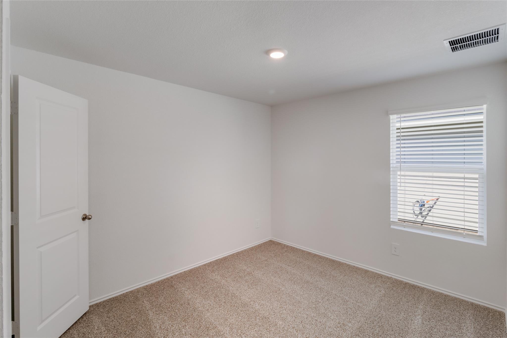 472 Sandringham Loop, Uhland, TX 78640