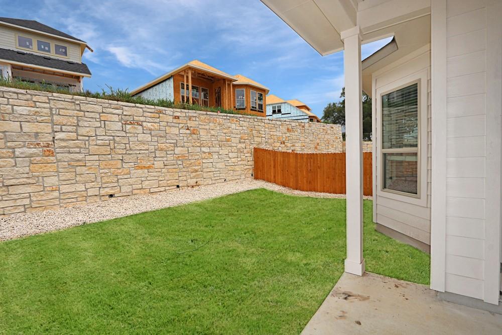 12805 Stanford Dr, Austin, TX 78748