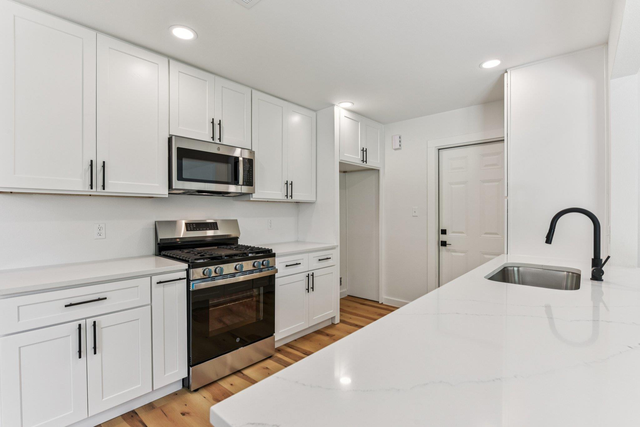 2938 Pecan Springs Rd, Austin, TX 78723