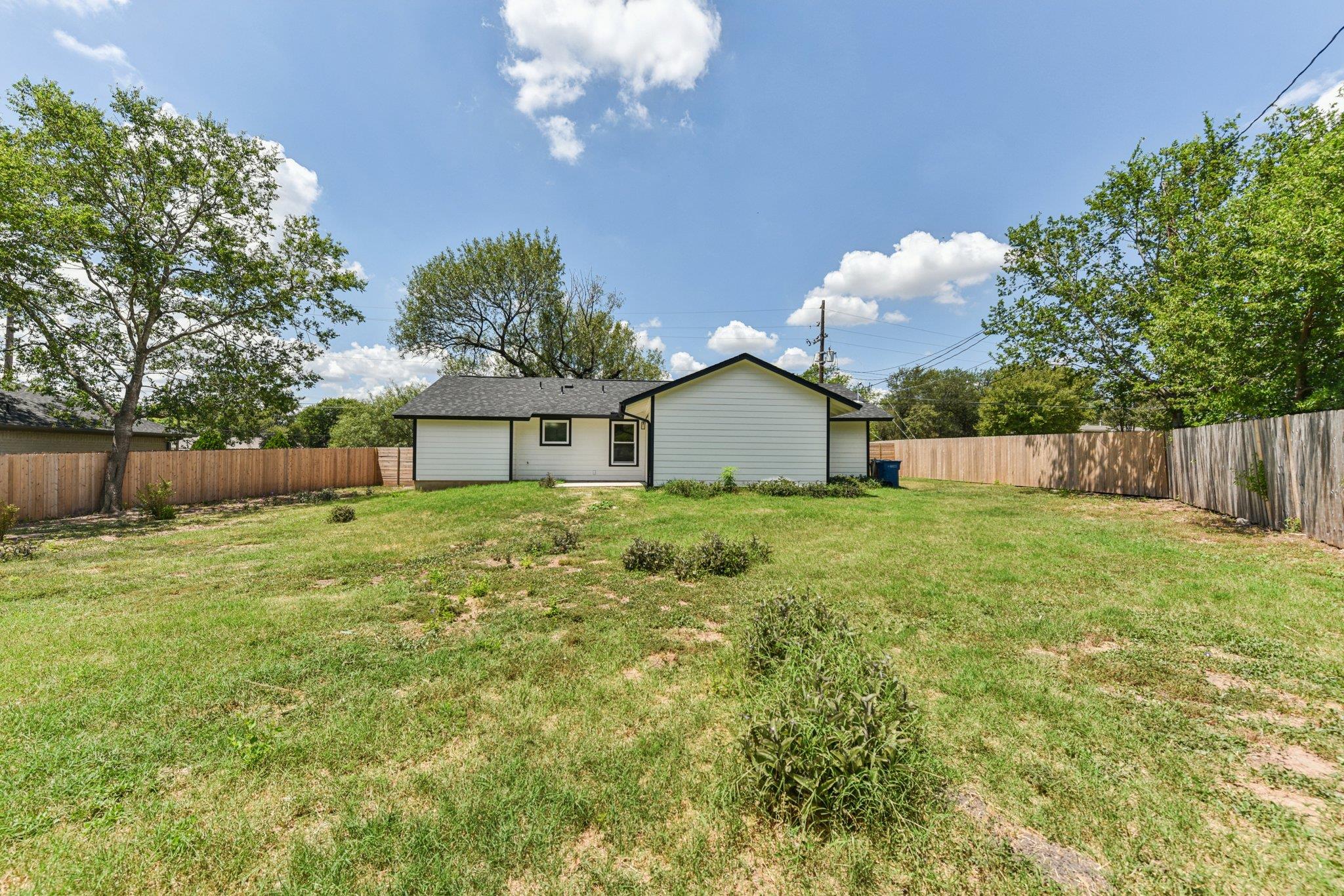 2938 Pecan Springs Rd, Austin, TX 78723