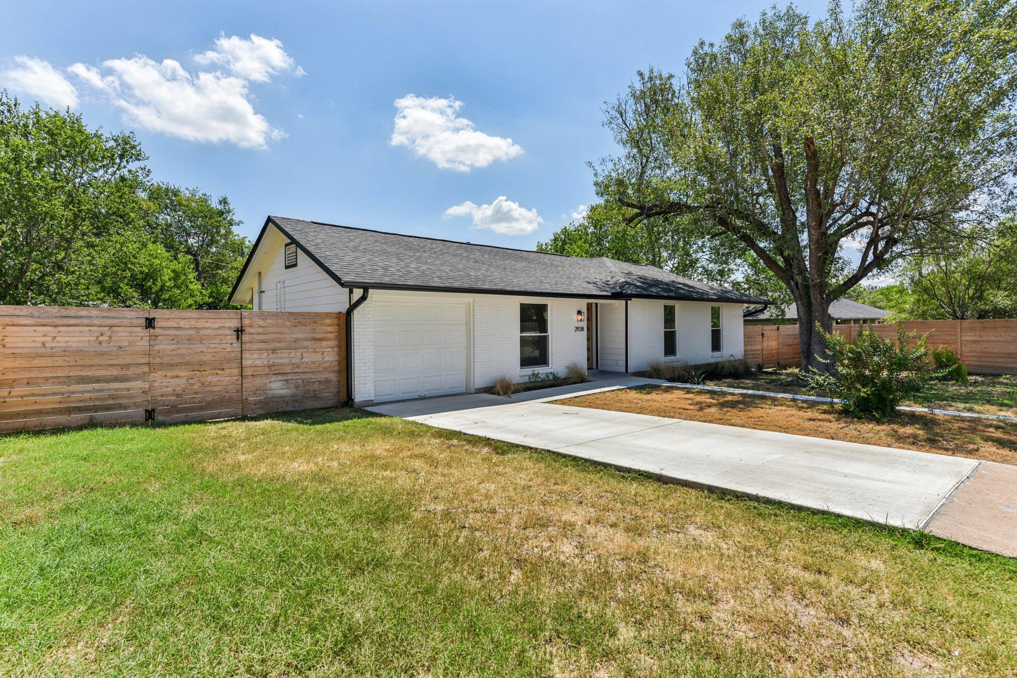 2938 Pecan Springs Rd, Austin, TX 78723