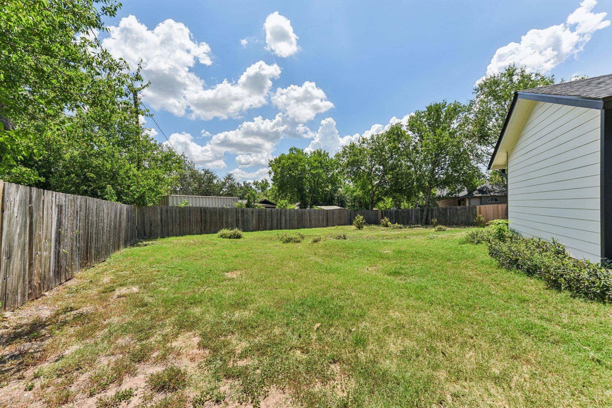 2938 Pecan Springs Rd, Austin, TX 78723