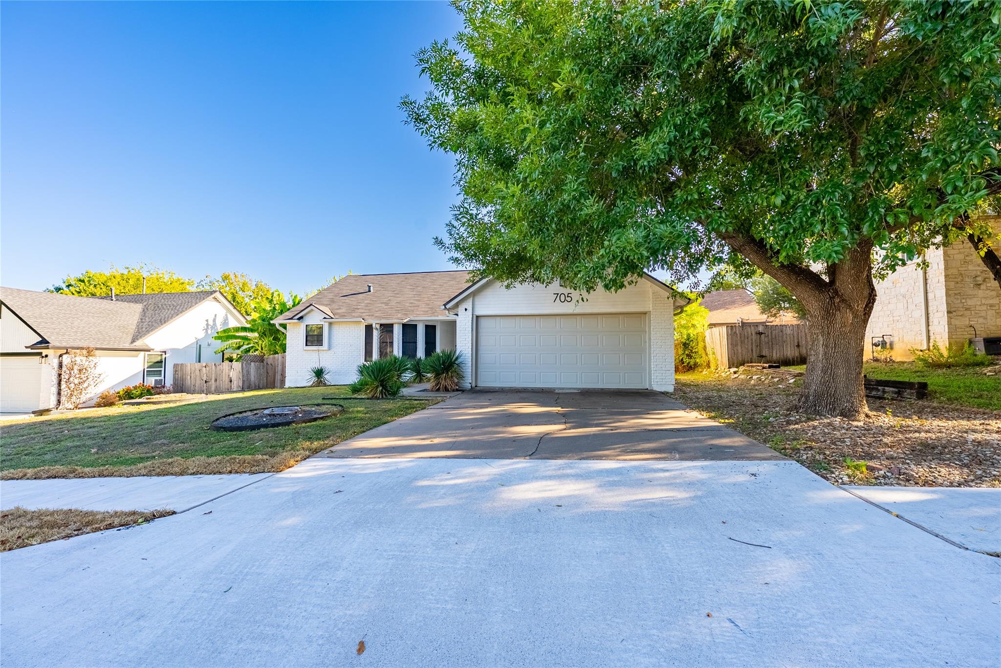 705 Dover Ln, Round Rock, TX 78664