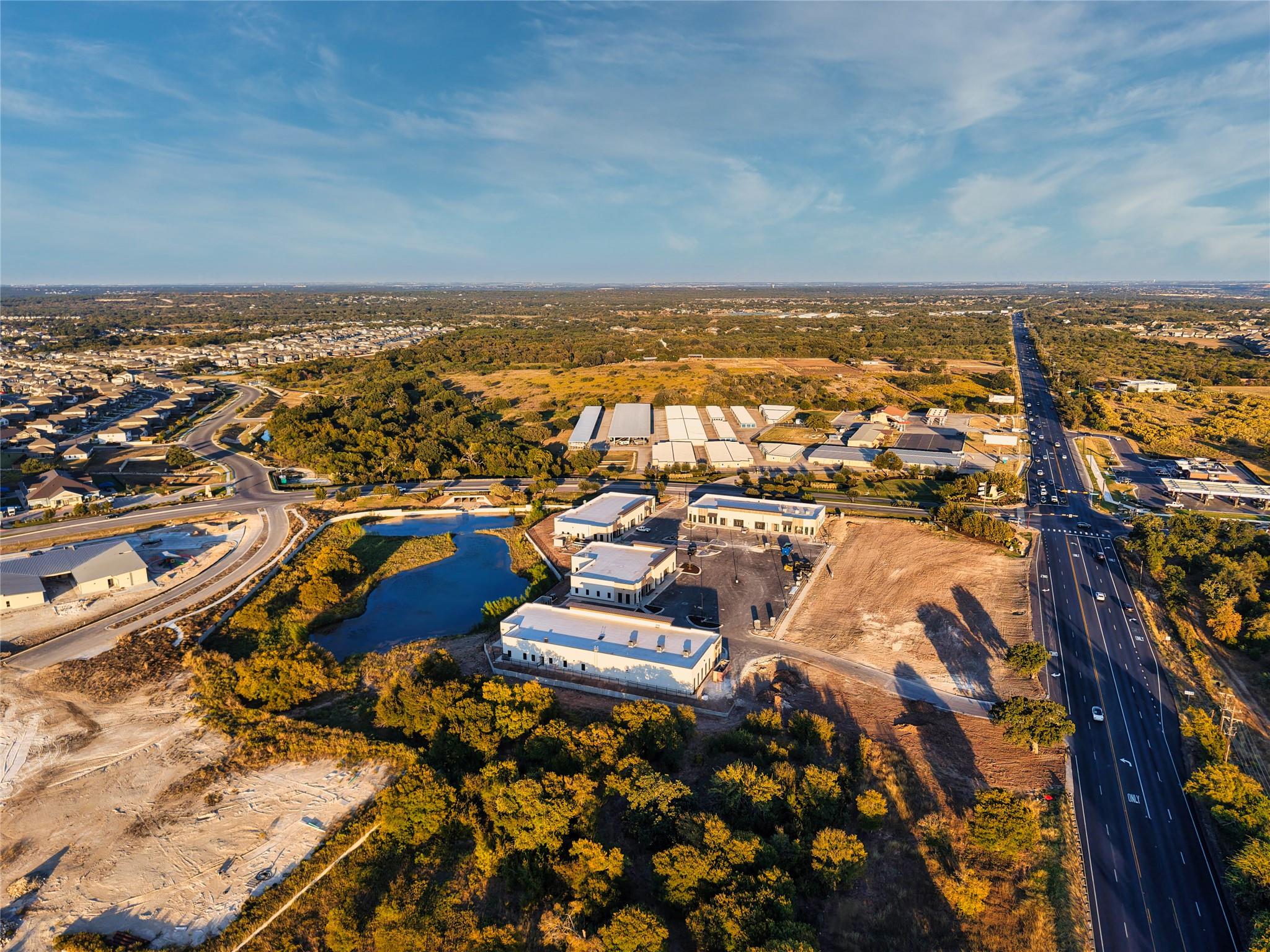 2021 Kauffman Loop # 320, Georgetown, TX 78628