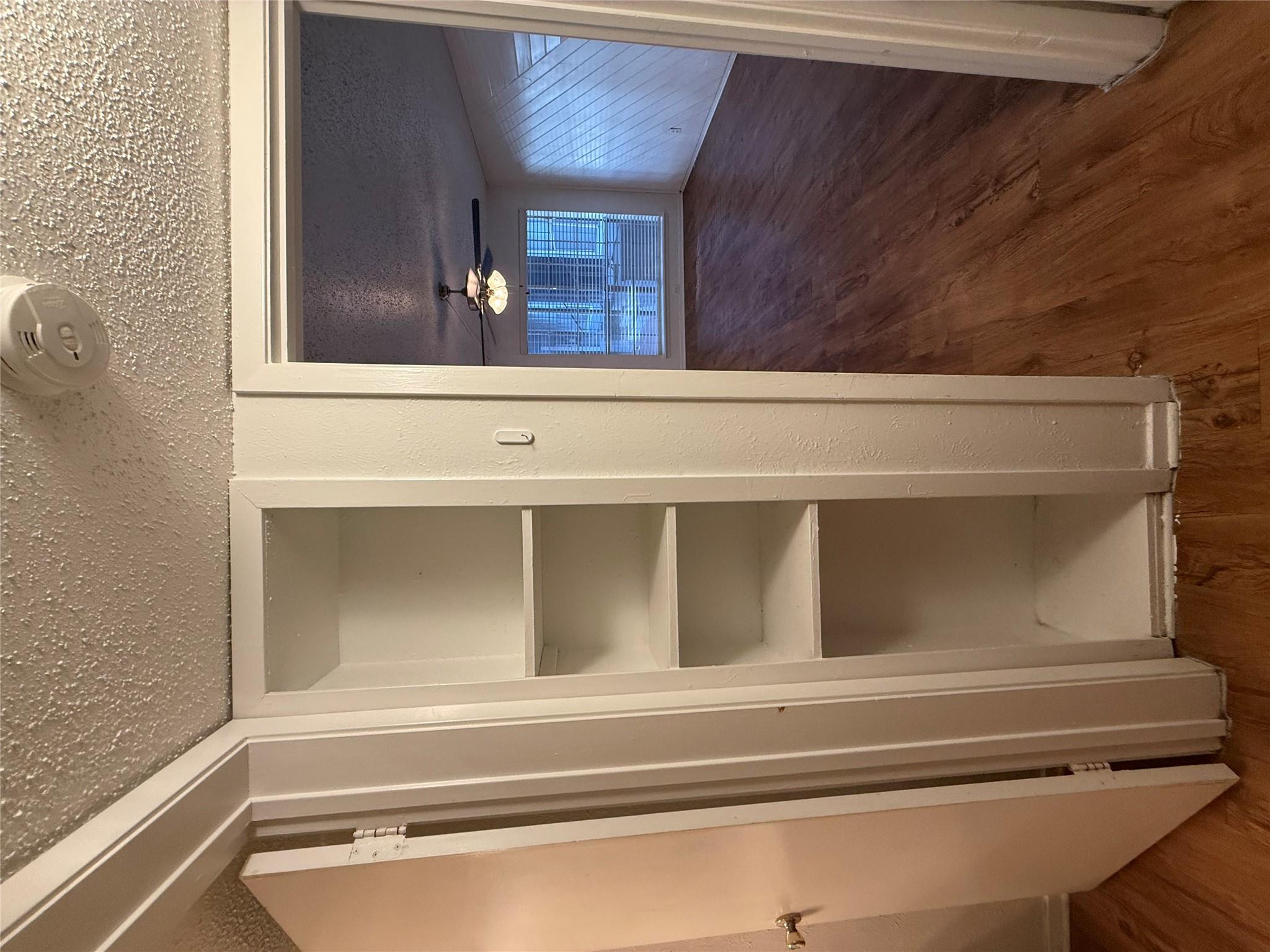 2704 Salado St # 106, Austin, TX 78705