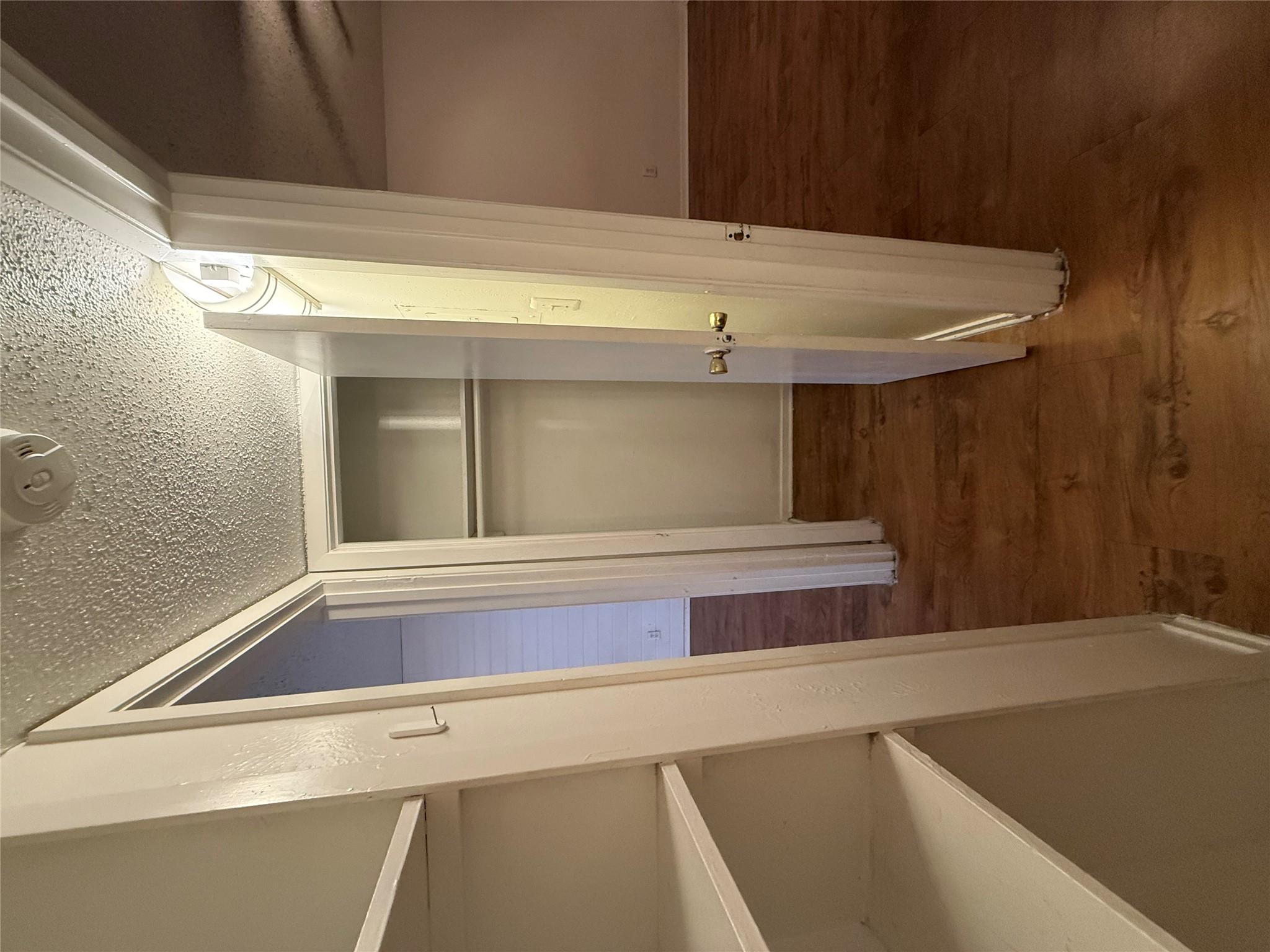 2704 Salado St # 106, Austin, TX 78705