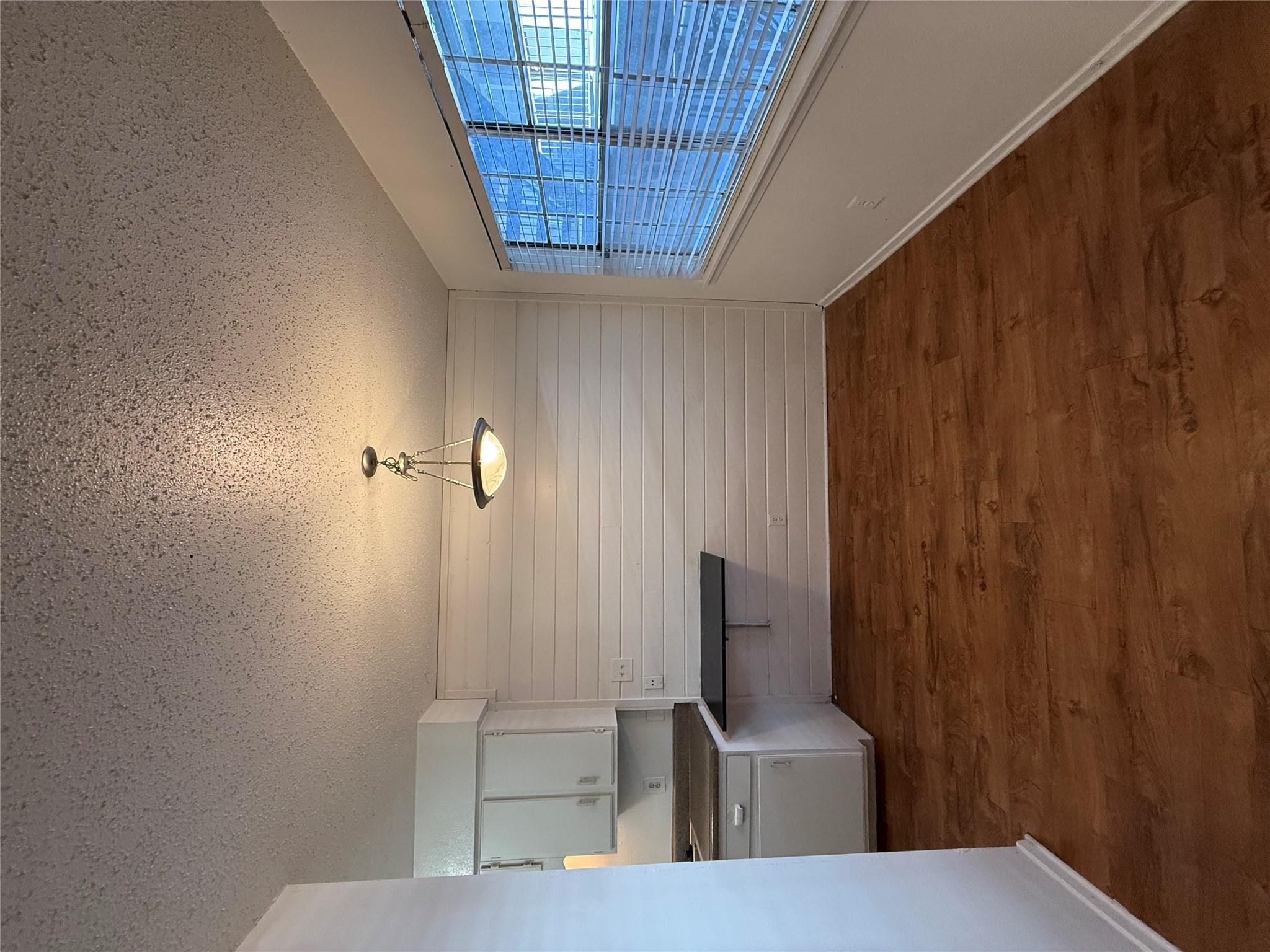 2704 Salado St # 106, Austin, TX 78705