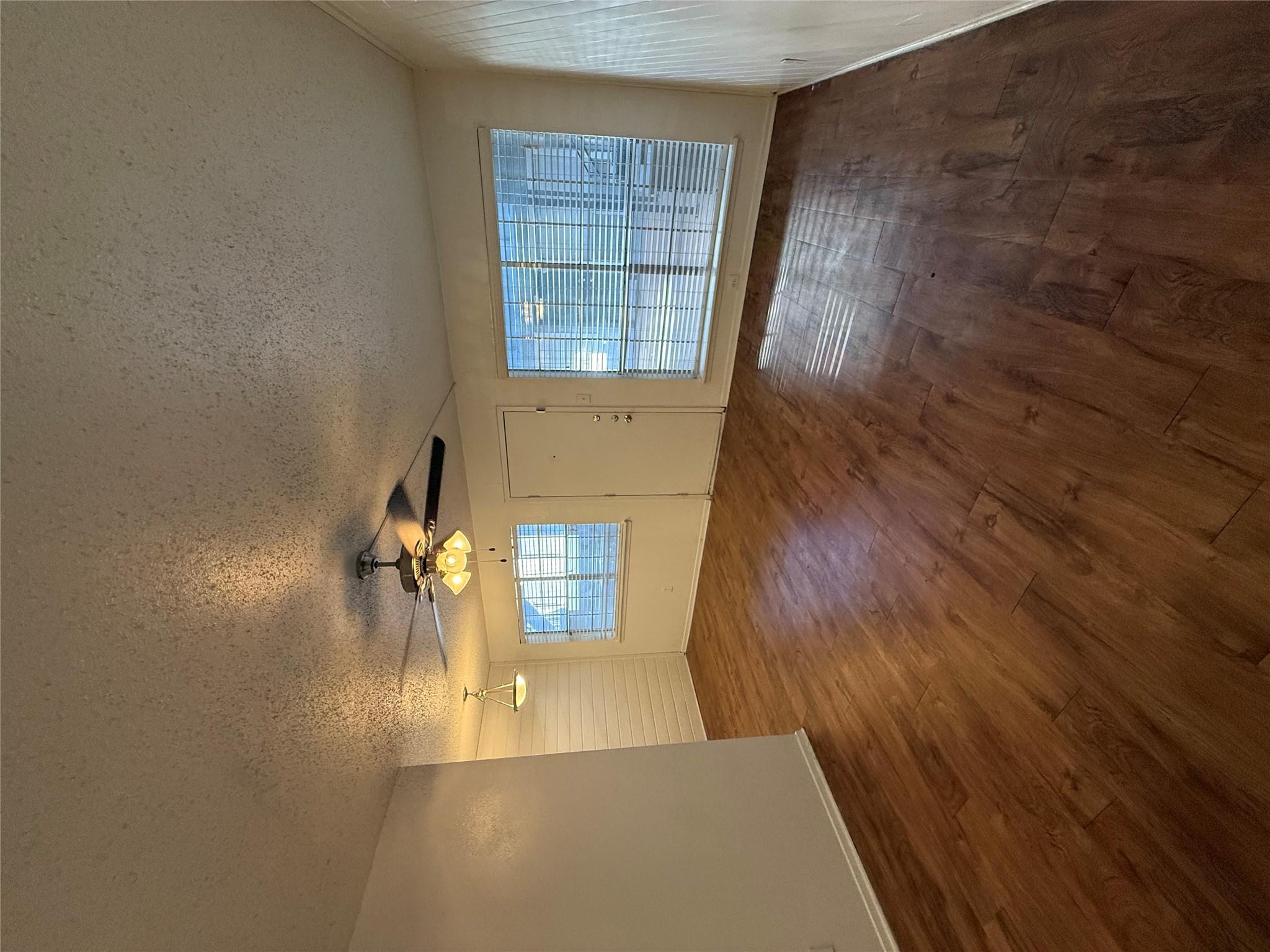 2704 Salado St # 106, Austin, TX 78705