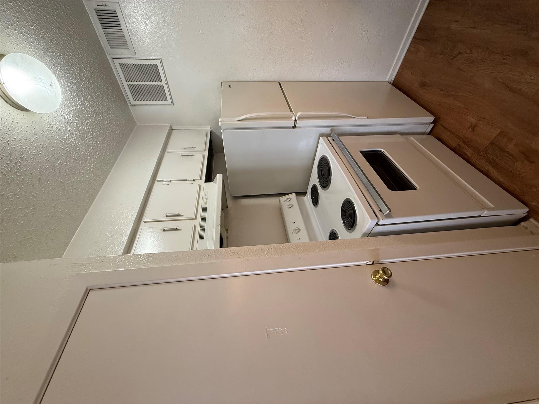 2704 Salado St # 106, Austin, TX 78705