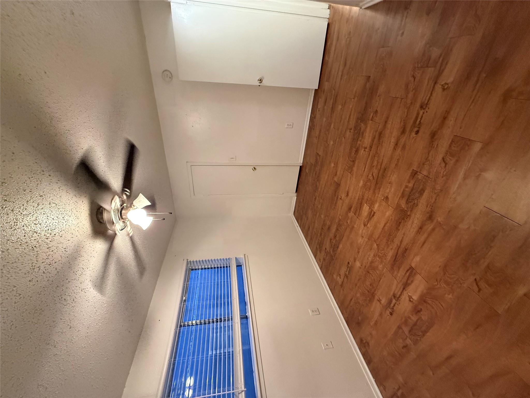 2704 Salado St # 106, Austin, TX 78705