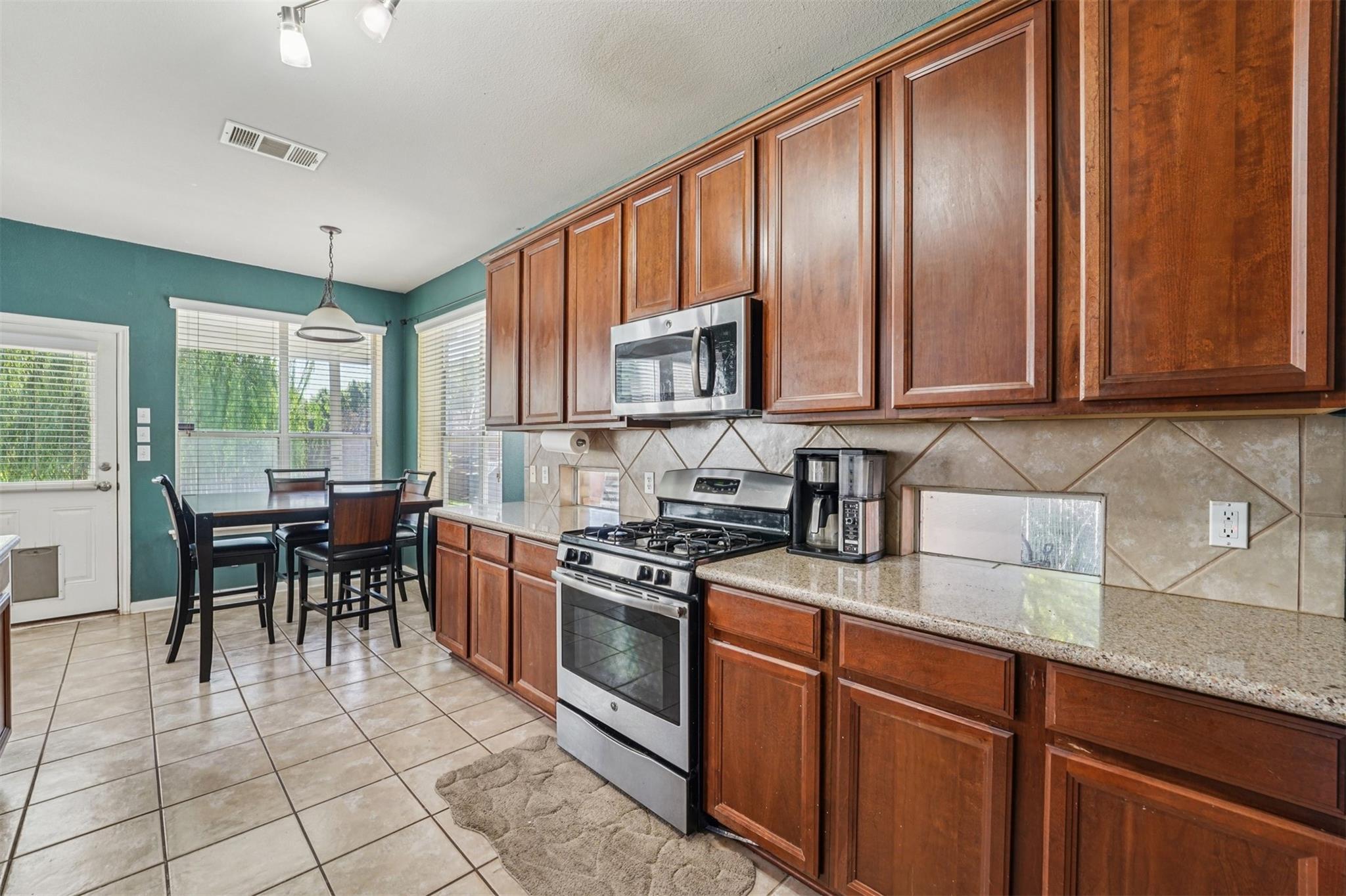 2301 Ambling Trl, Pflugerville, TX 78660