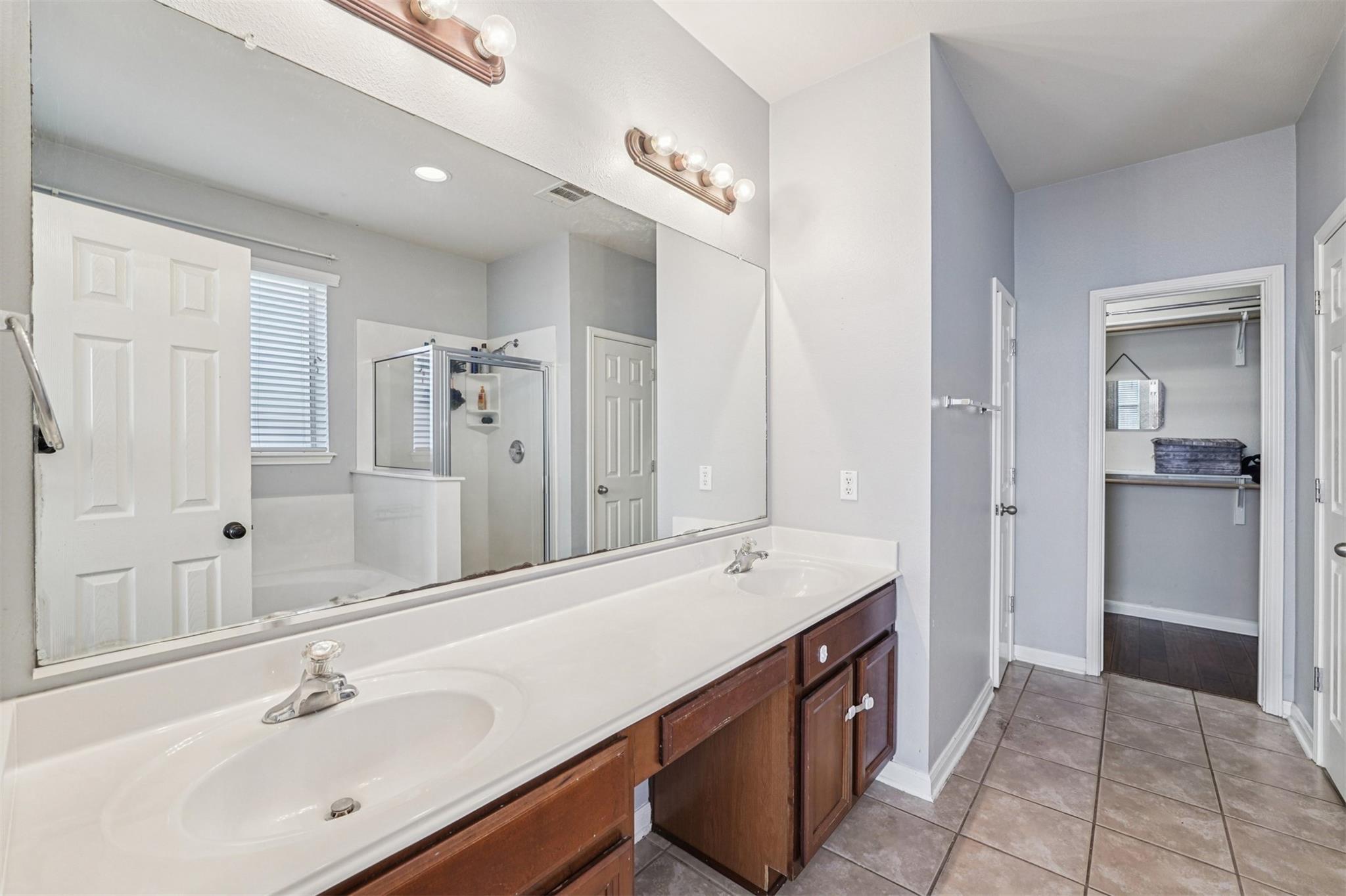 2301 Ambling Trl, Pflugerville, TX 78660