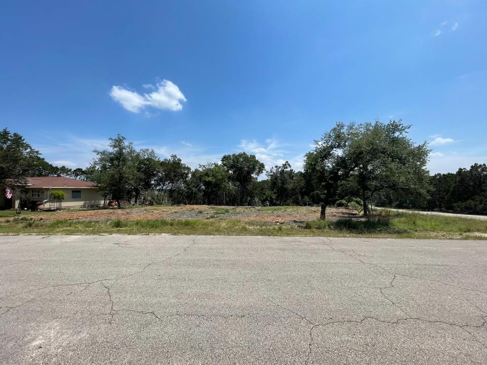 2007 COOLIDGE Ln, Lago Vista, TX 78645