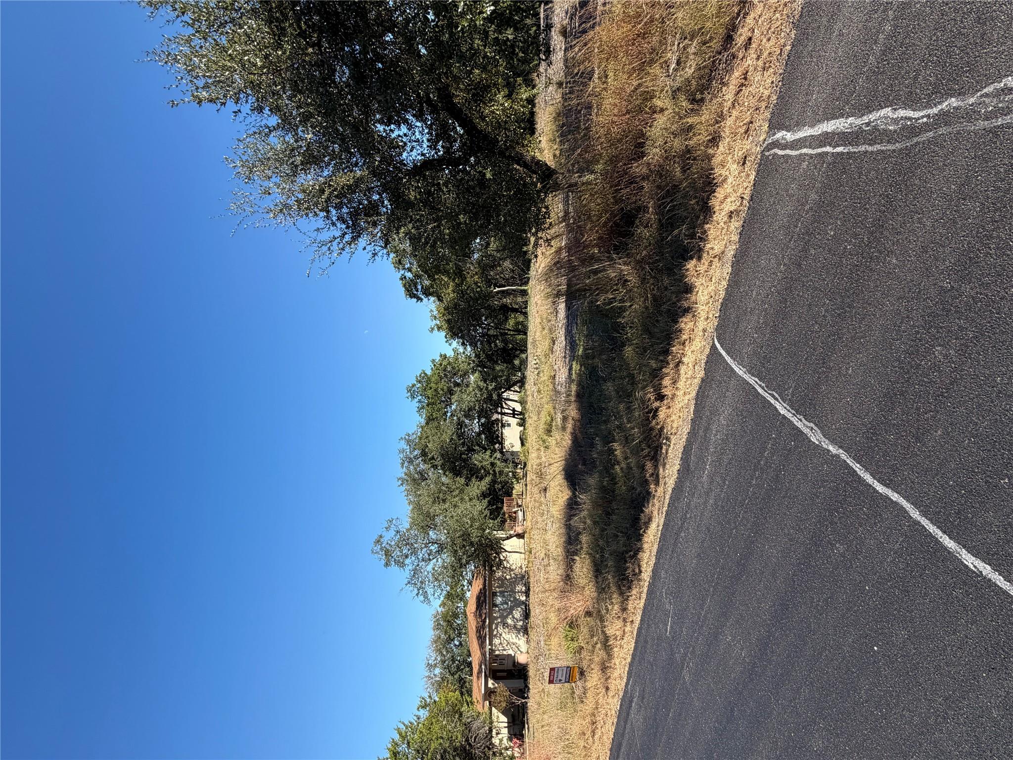 2007 COOLIDGE Ln, Lago Vista, TX 78645