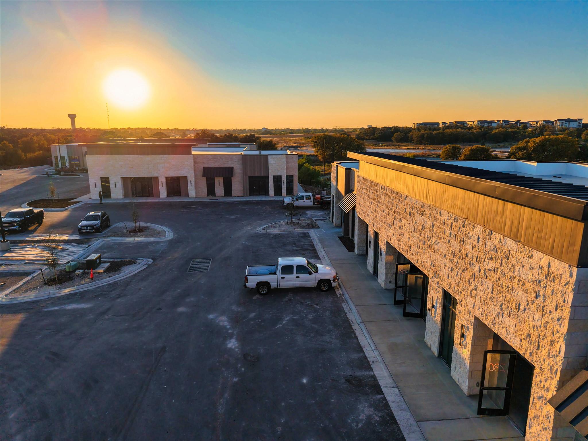 2021 Kauffman Loop # 310, Georgetown, TX 78628