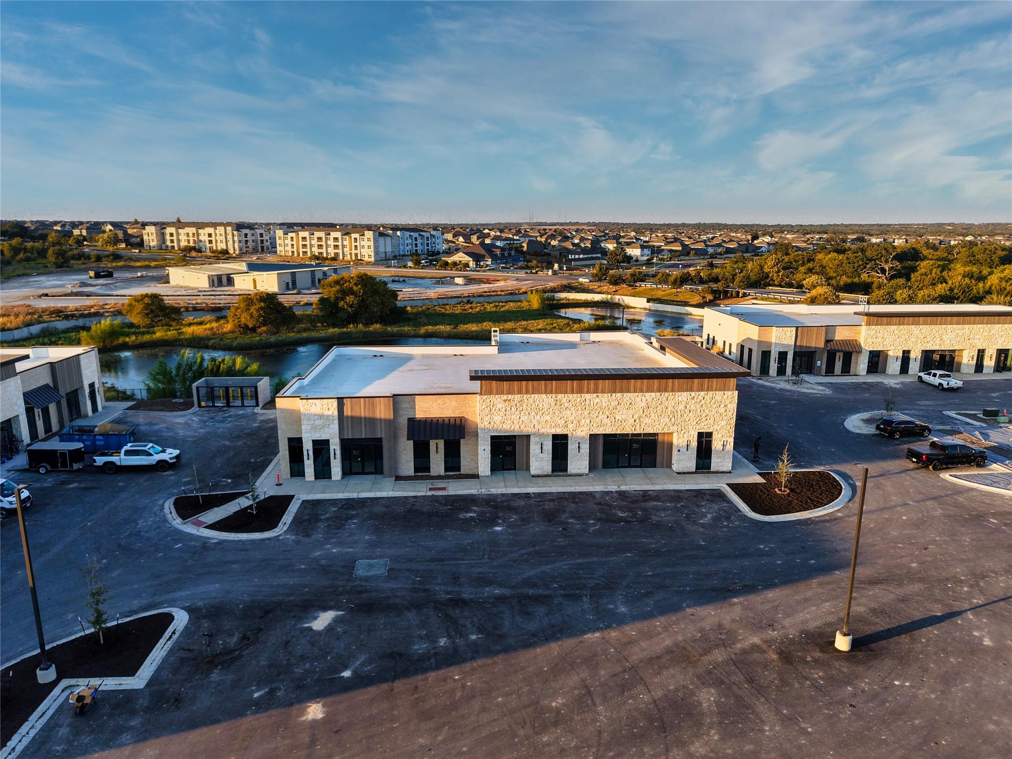 2021 Kauffman Loop # 310, Georgetown, TX 78628