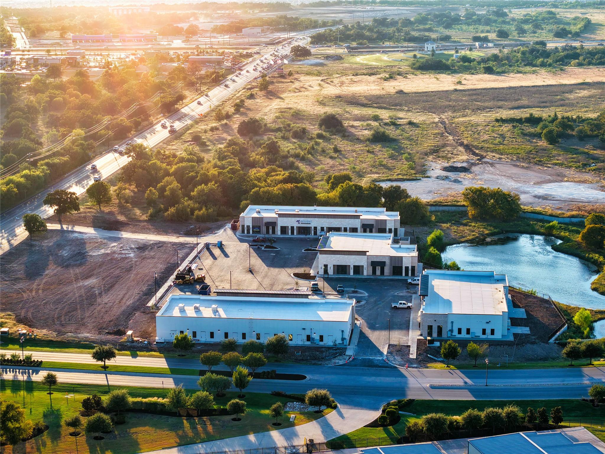 2021 Kauffman Loop # 310, Georgetown, TX 78628