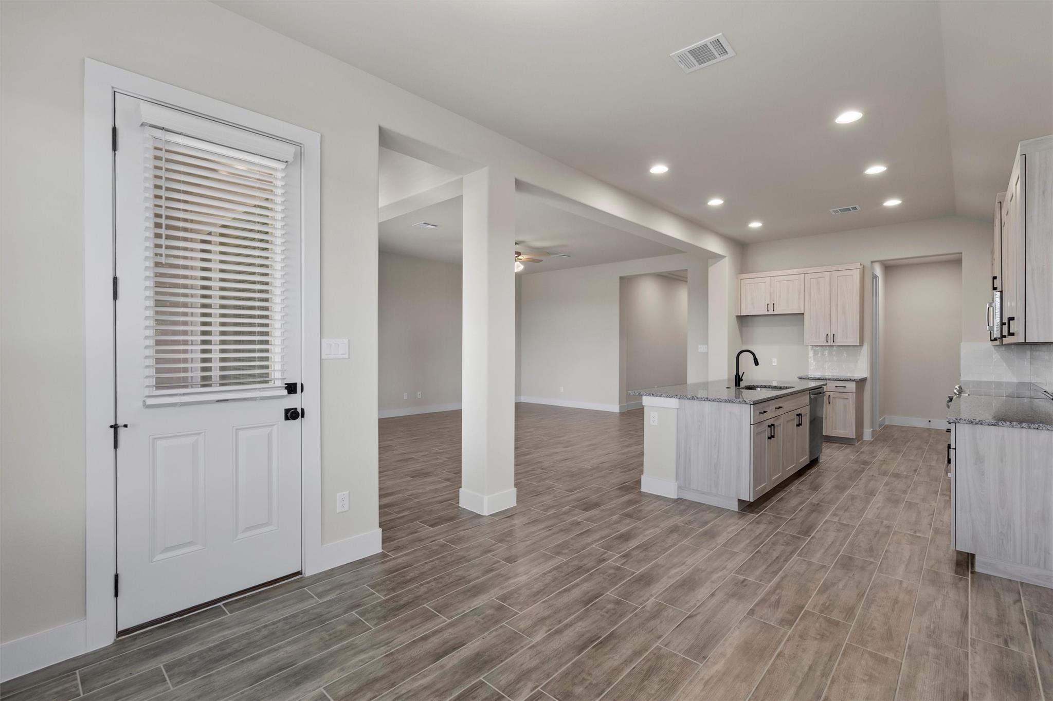 216 Scenic Hills Cir, Georgetown, TX 78628