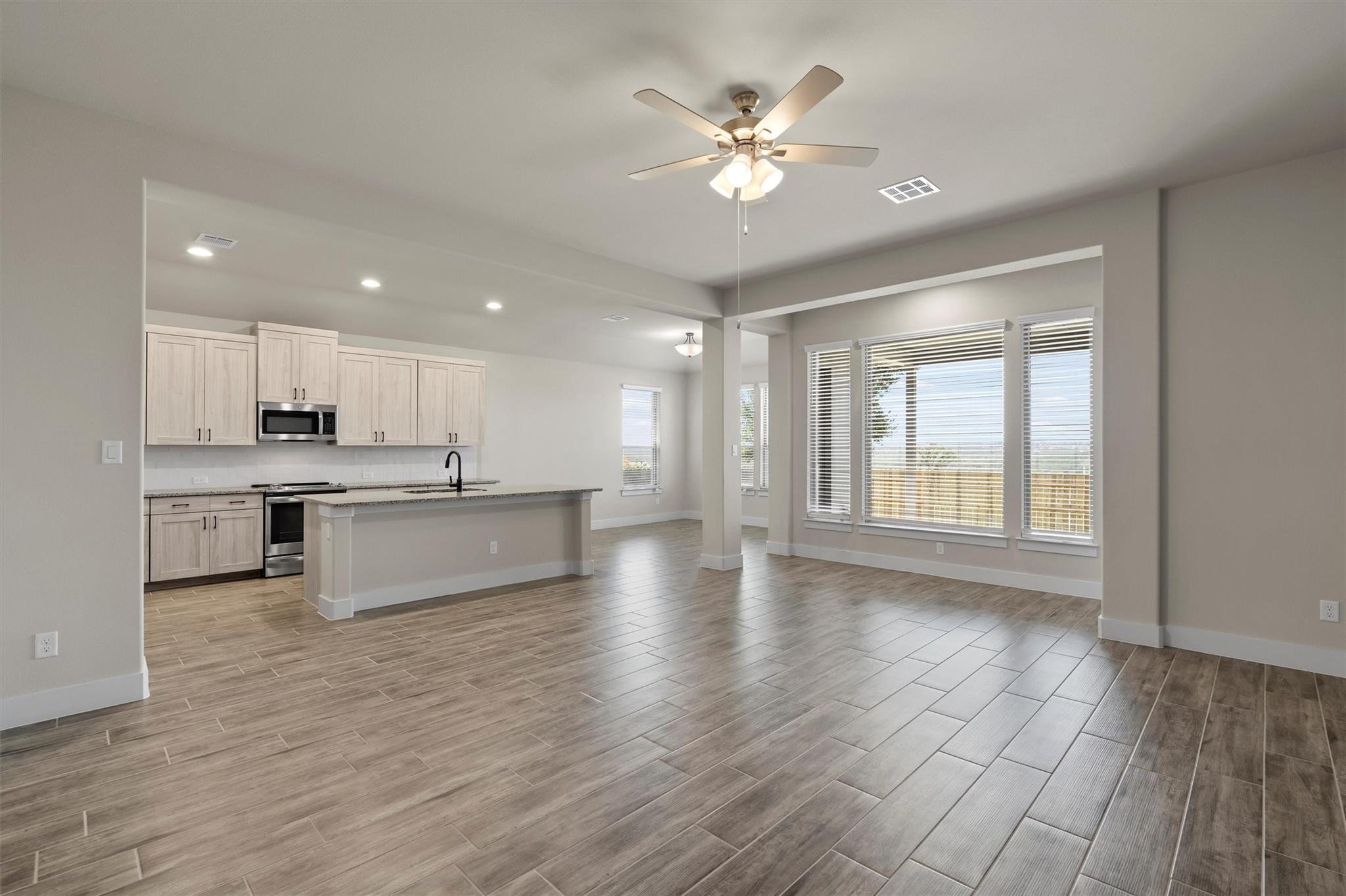 216 Scenic Hills Cir, Georgetown, TX 78628