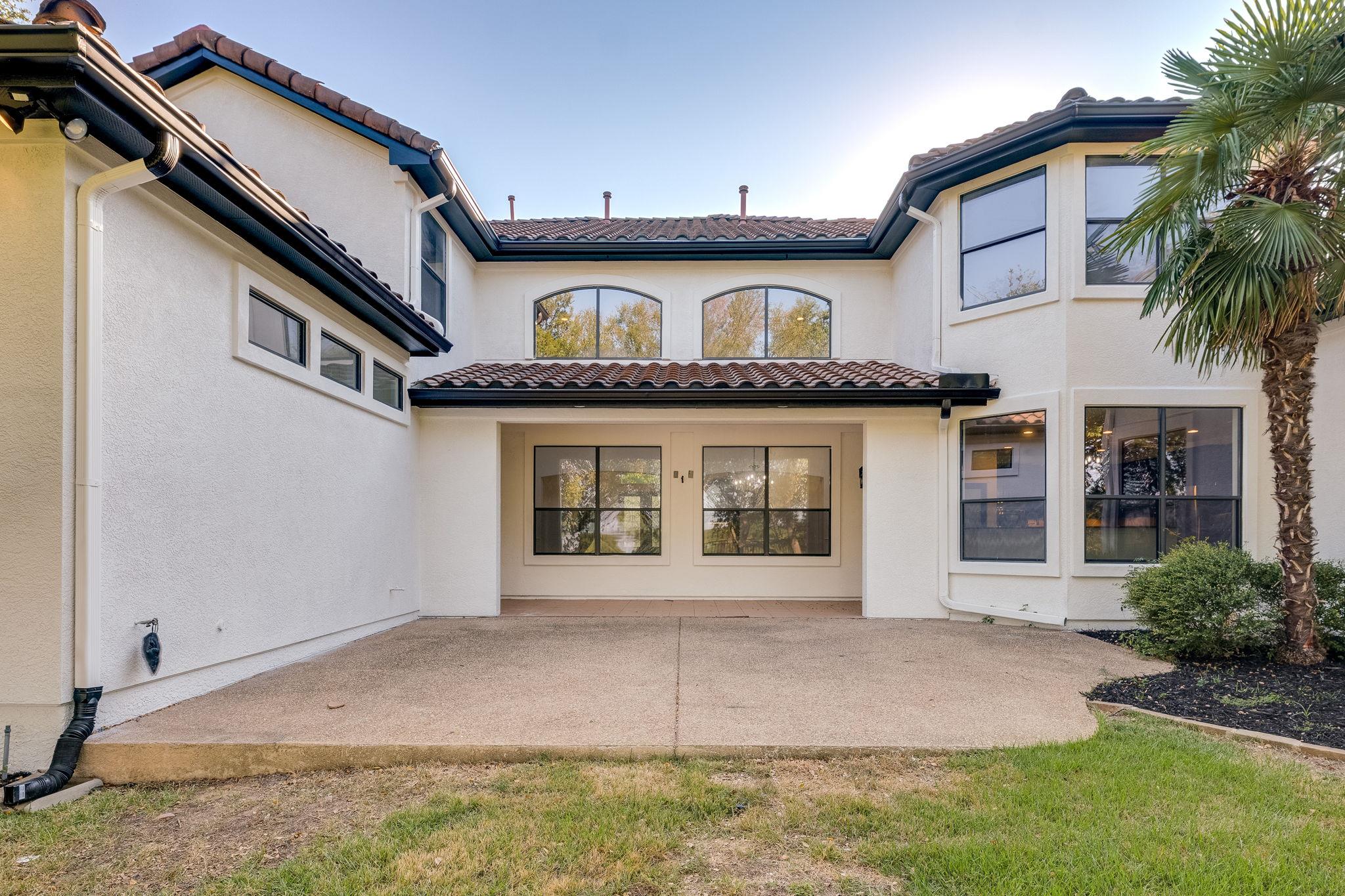 11516 Eagles Glen Dr, Austin, TX 78732