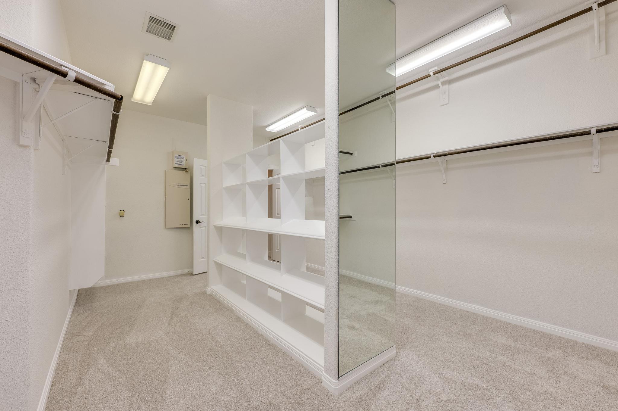 11516 Eagles Glen Dr, Austin, TX 78732