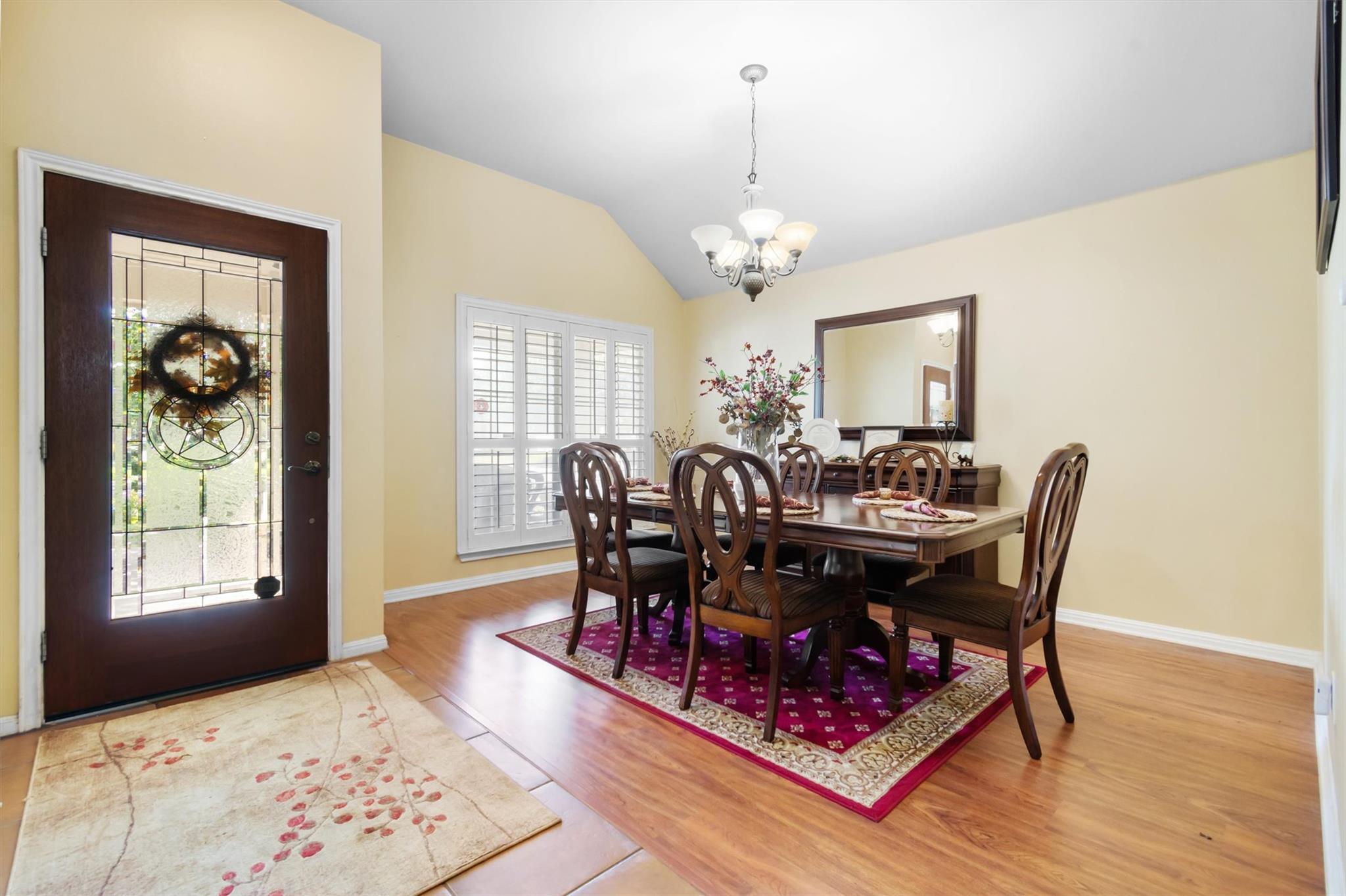 9437 Caves Valley Dr, Austin, TX 78717