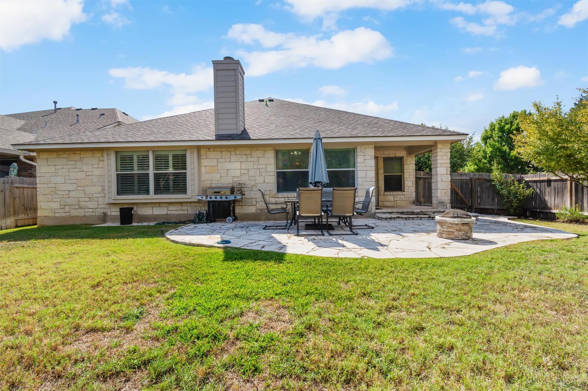 9437 Caves Valley Dr, Austin, TX 78717